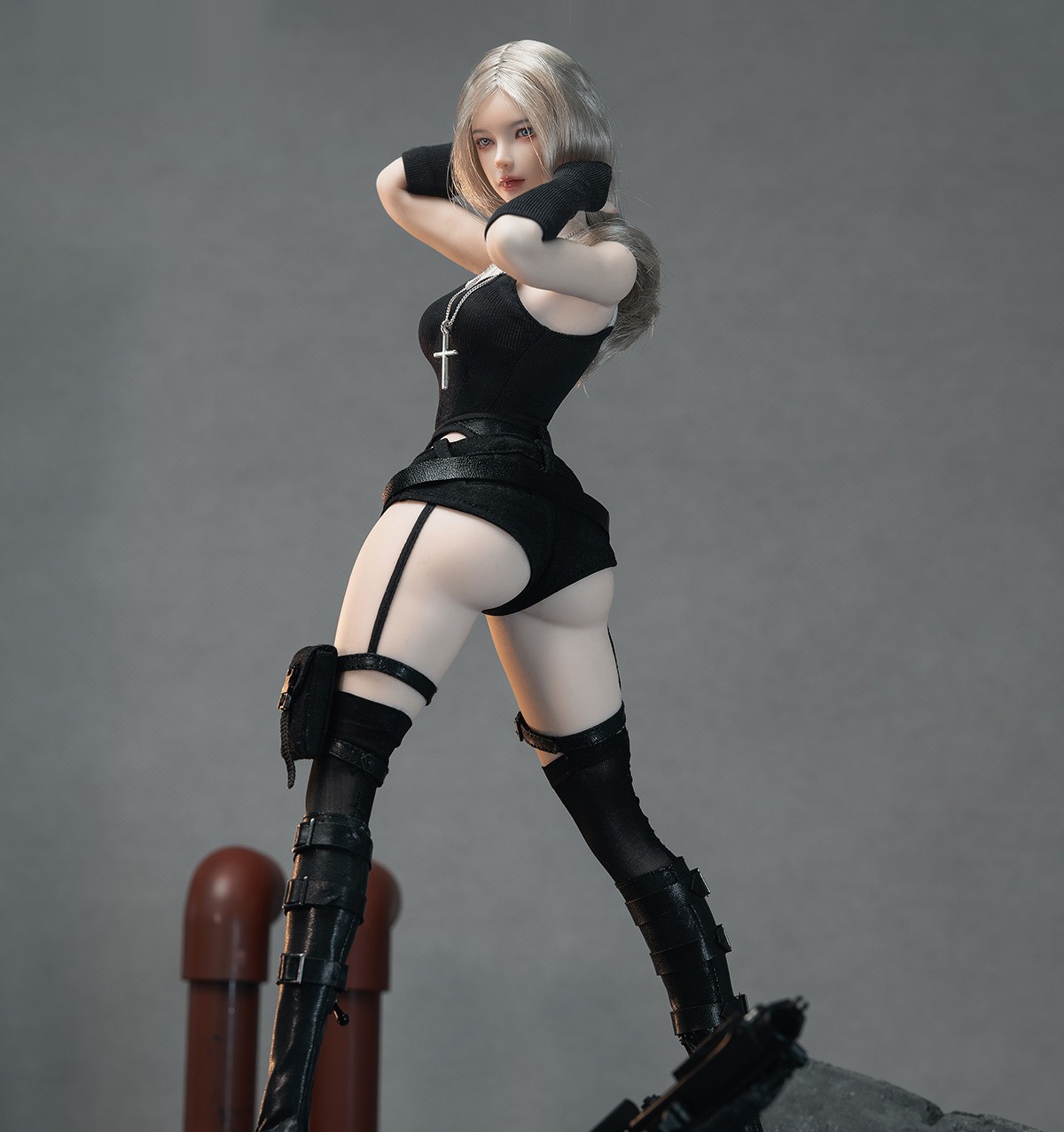 i8Toys Serene Hound "Agnes" Sixth Scale Figure  (Prototype Shown) View 4