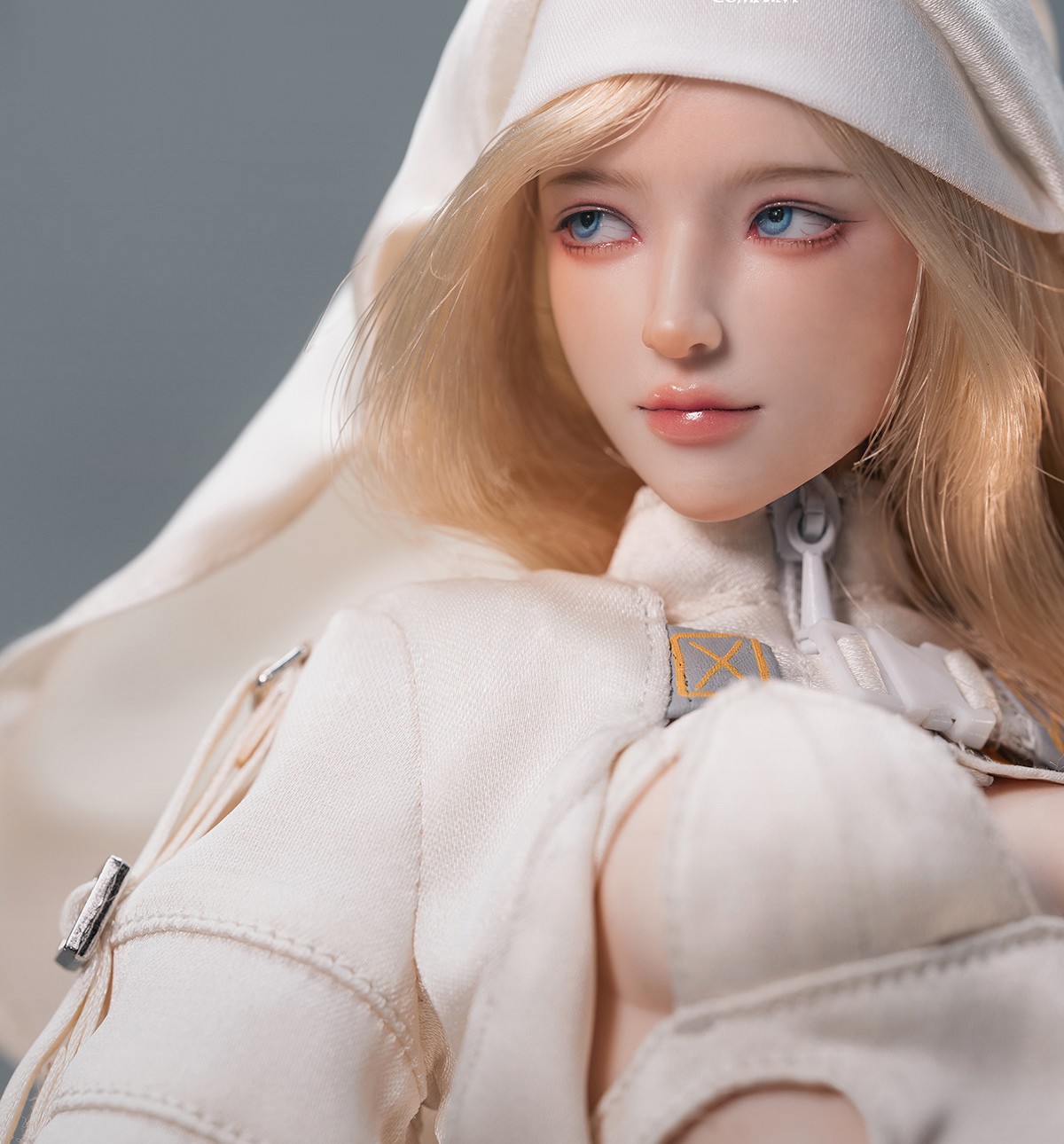 i8Toys Witch "Teresa" Sixth Scale Figure  (Prototype Shown) View 5
