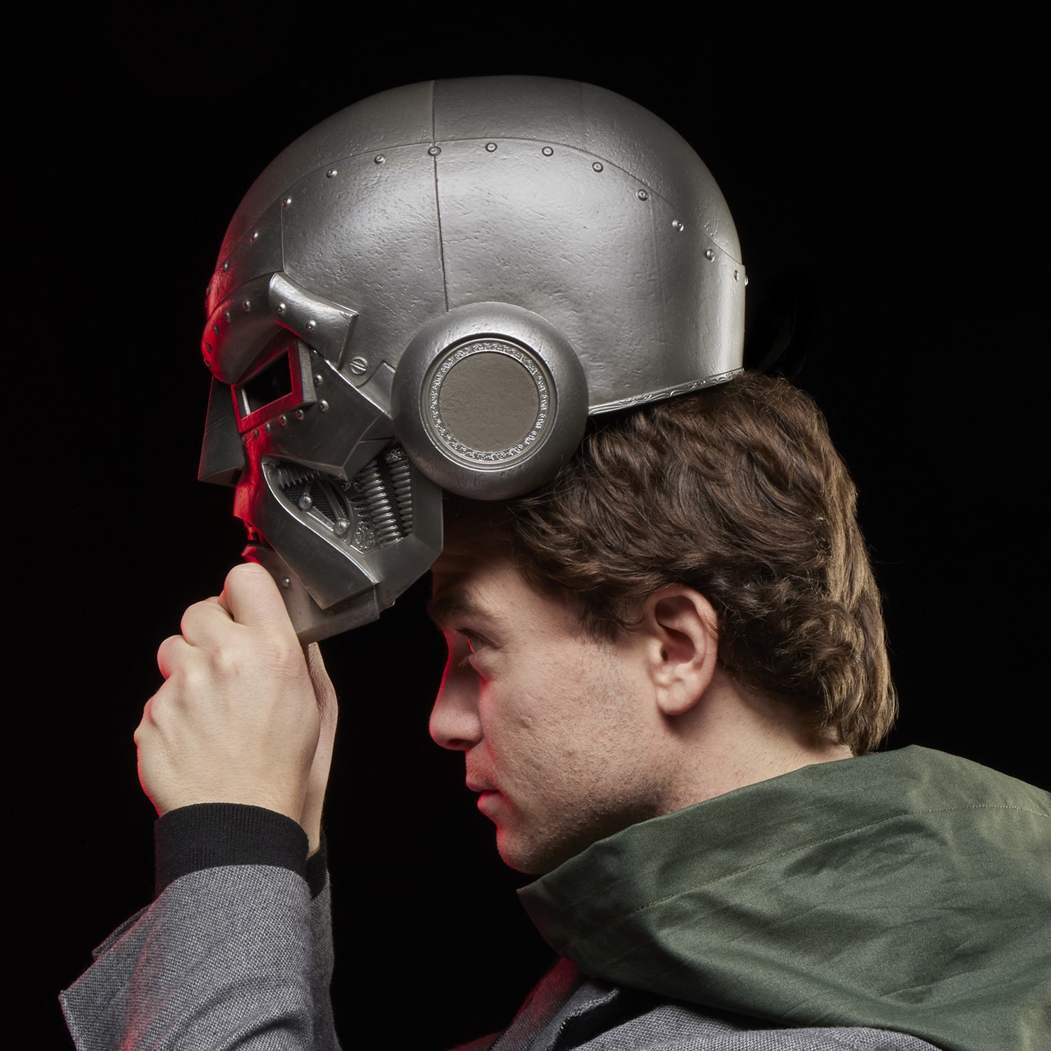 Marvel Doctor Doom Premium Roleplay Life-Size Helmet  (Prototype Shown) View 10