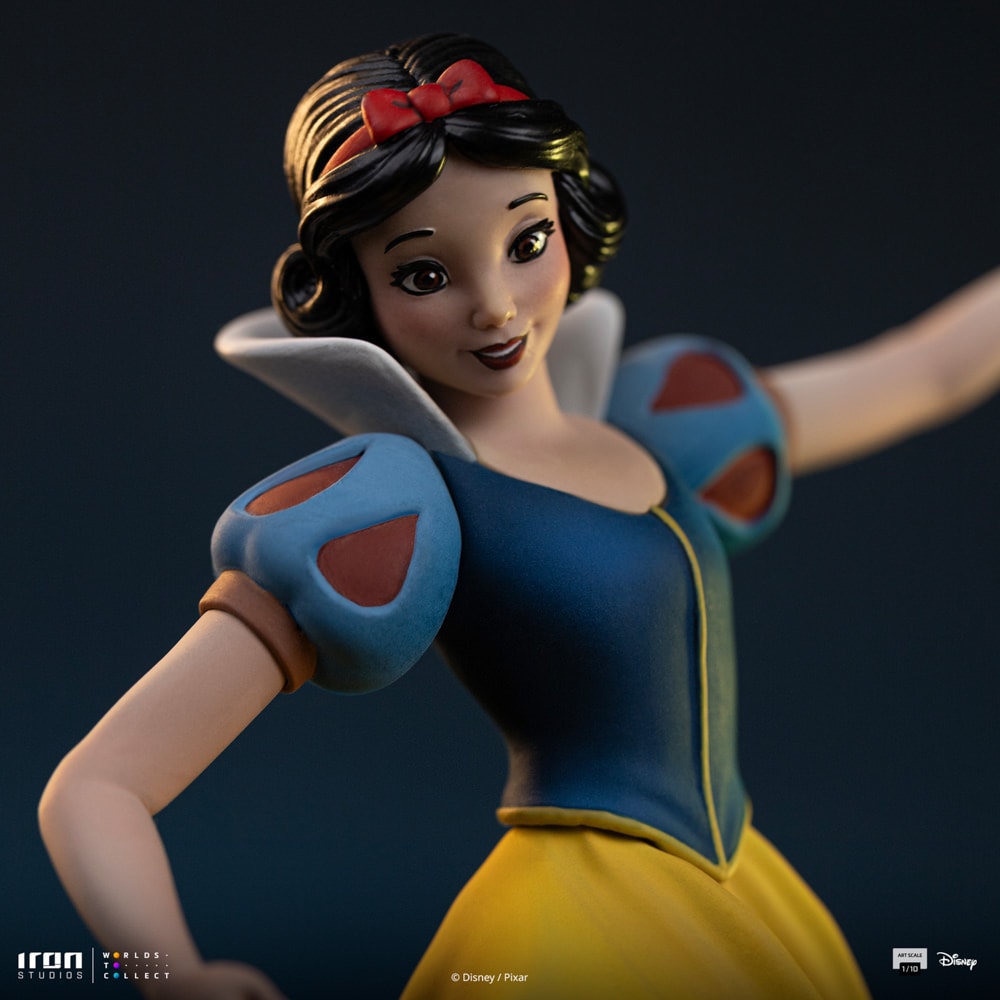 Snow White 1:10 Art Scale Statue by Iron Studios | Sideshow Snow White 1:10 Art Scale Statue by Iron Studios | Sideshow