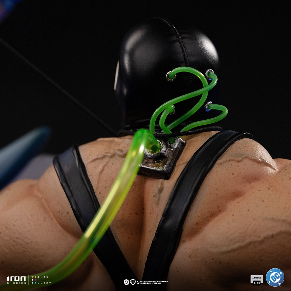 DC Comics Batman vs Bane 1:10 Scale Statue  Exclusive Edition (Prototype Shown) View 10