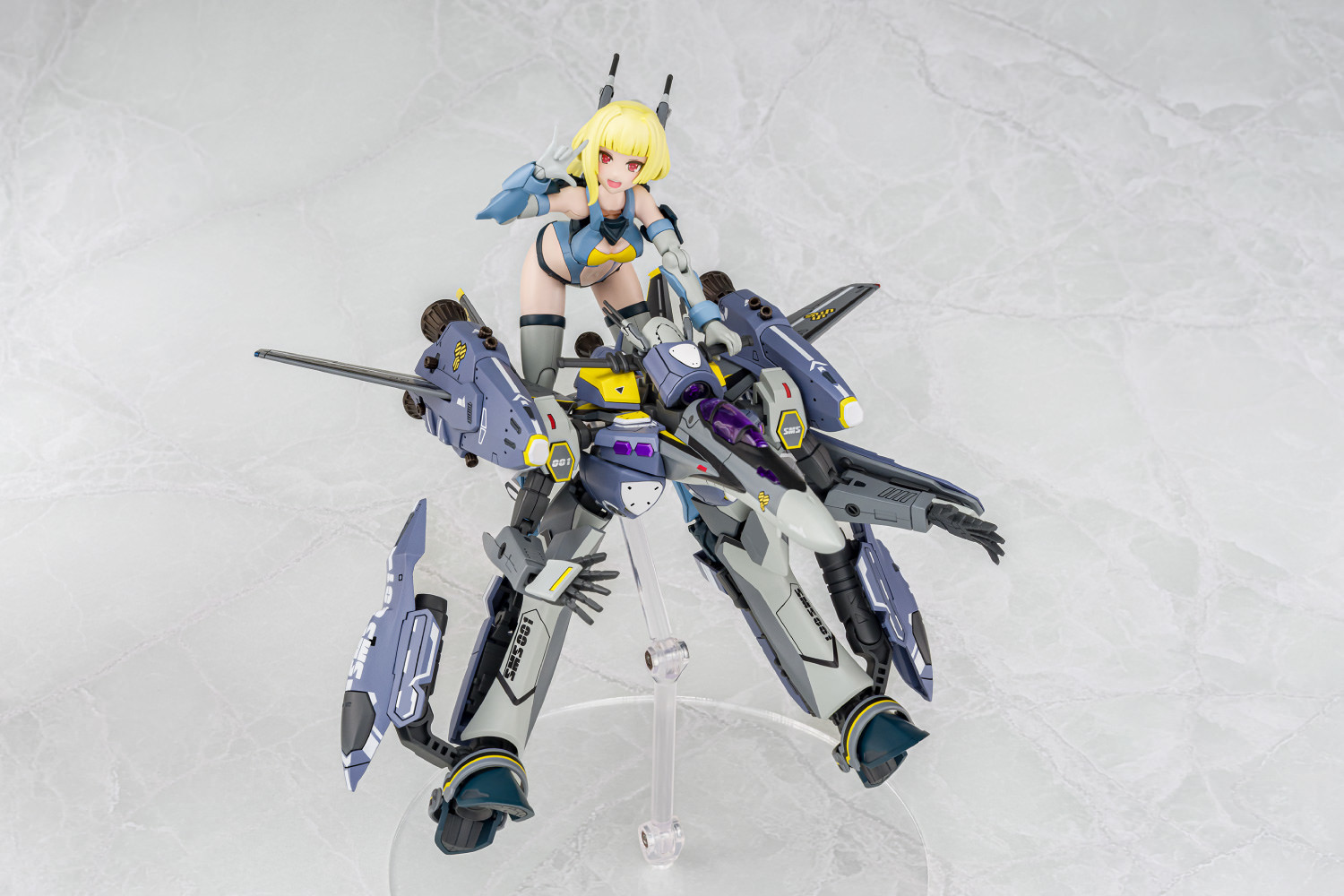 Macross V.F.G. VF-25S Super Messiah Model Kit  (Prototype Shown) View 11
