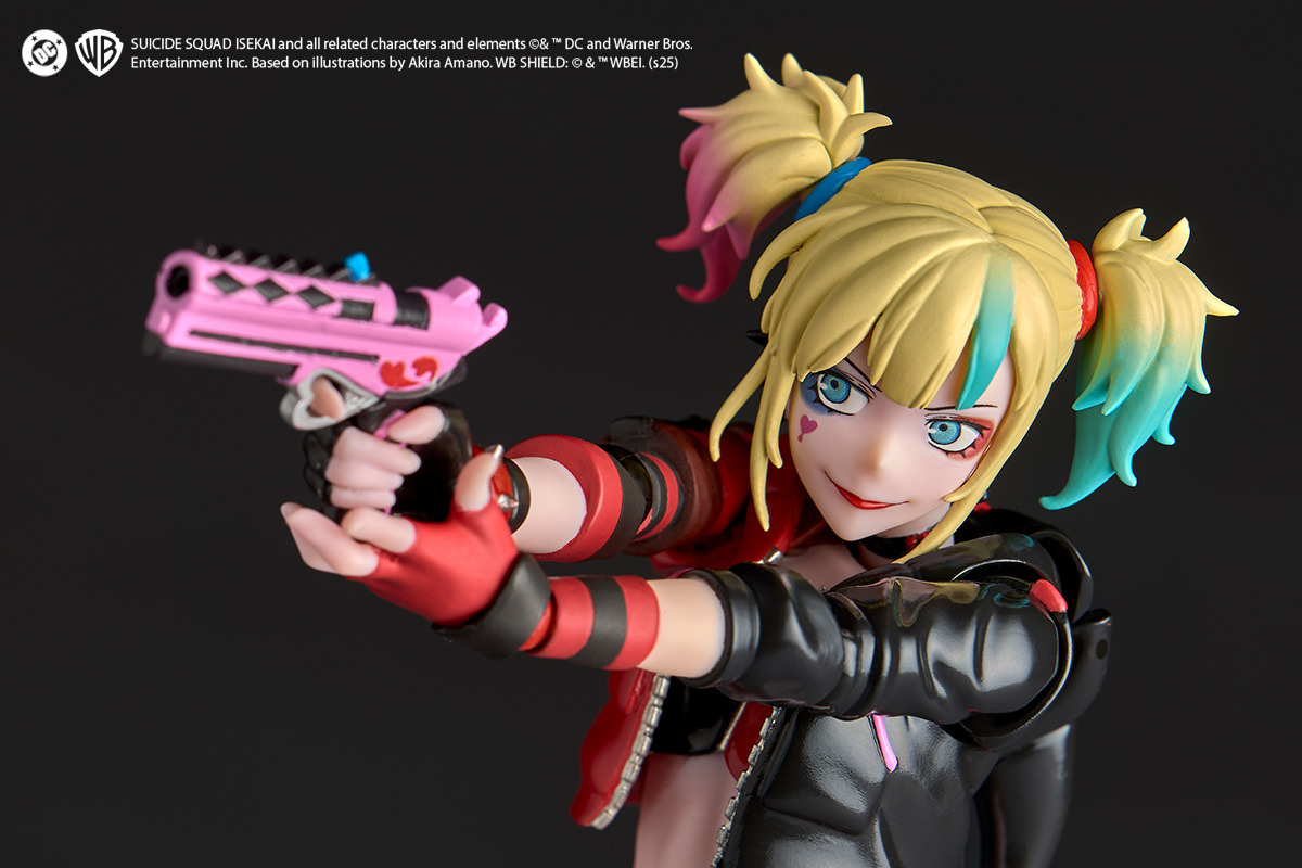 DC Comics Isekai Harley Quinn Revoltech Collectible Figure  (Prototype Shown) View 10