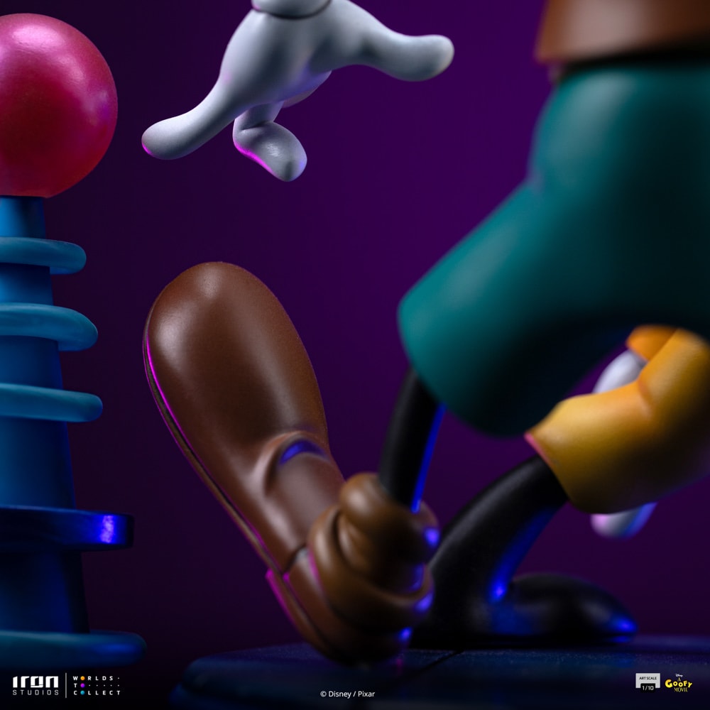 Disney Goofy and Max Statues  (Prototype Shown) View 8