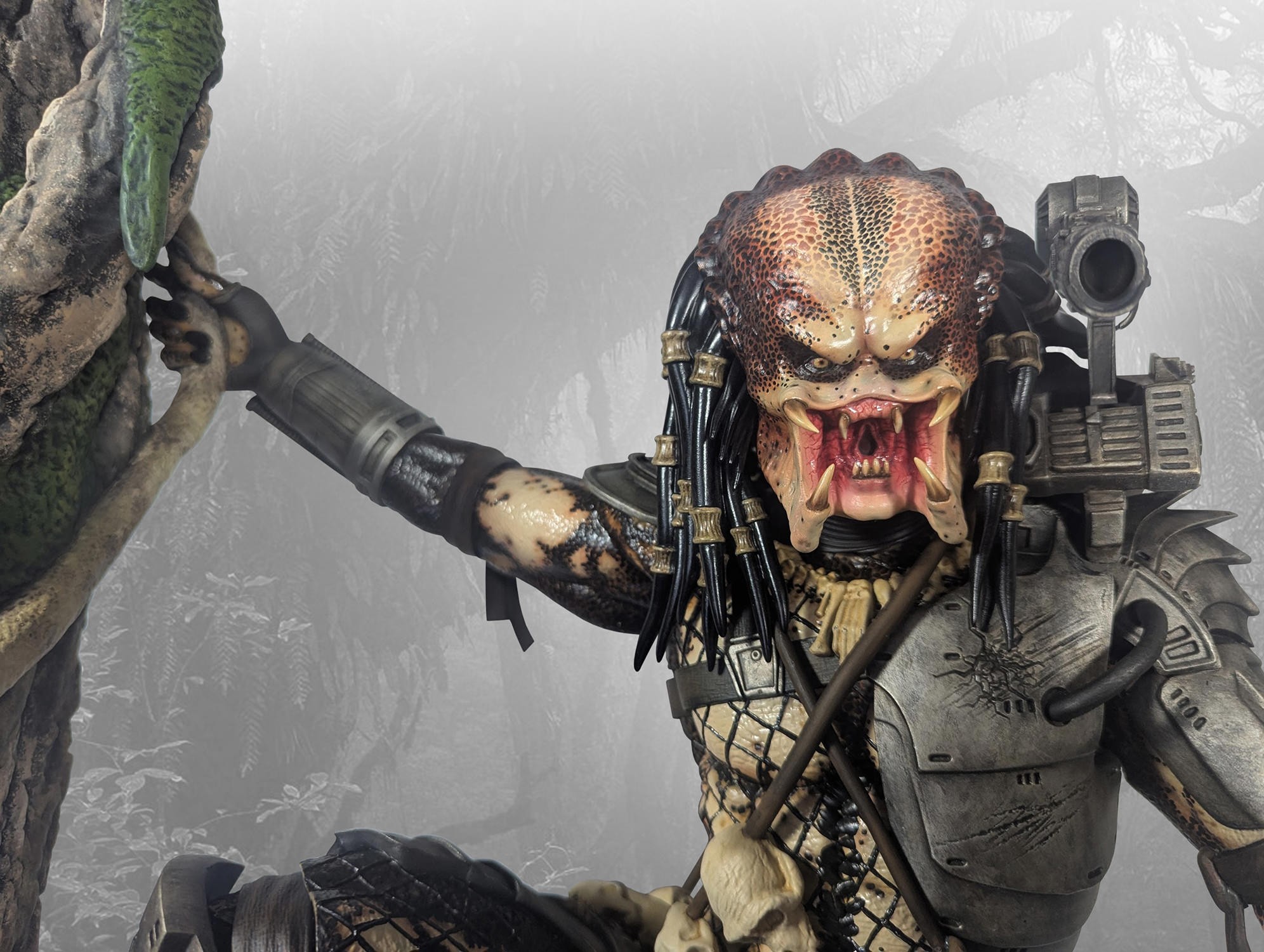 Predator Jungle Hunter Quarter Scale Statue by Hollywood Predator Jungle Hunter Quarter Scale Statue by Hollywood