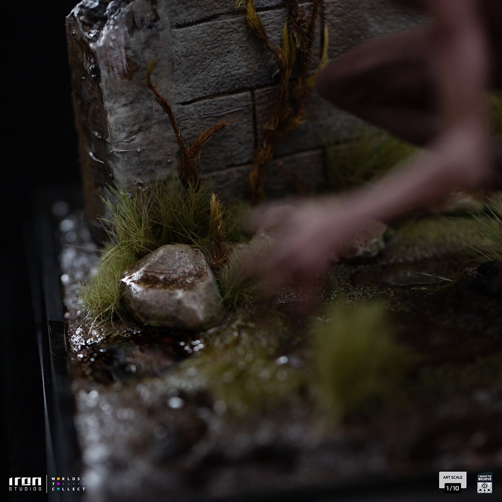 I Want To Believe ET Varginha 1:10 Scale Statue  (Prototype Shown) View 9