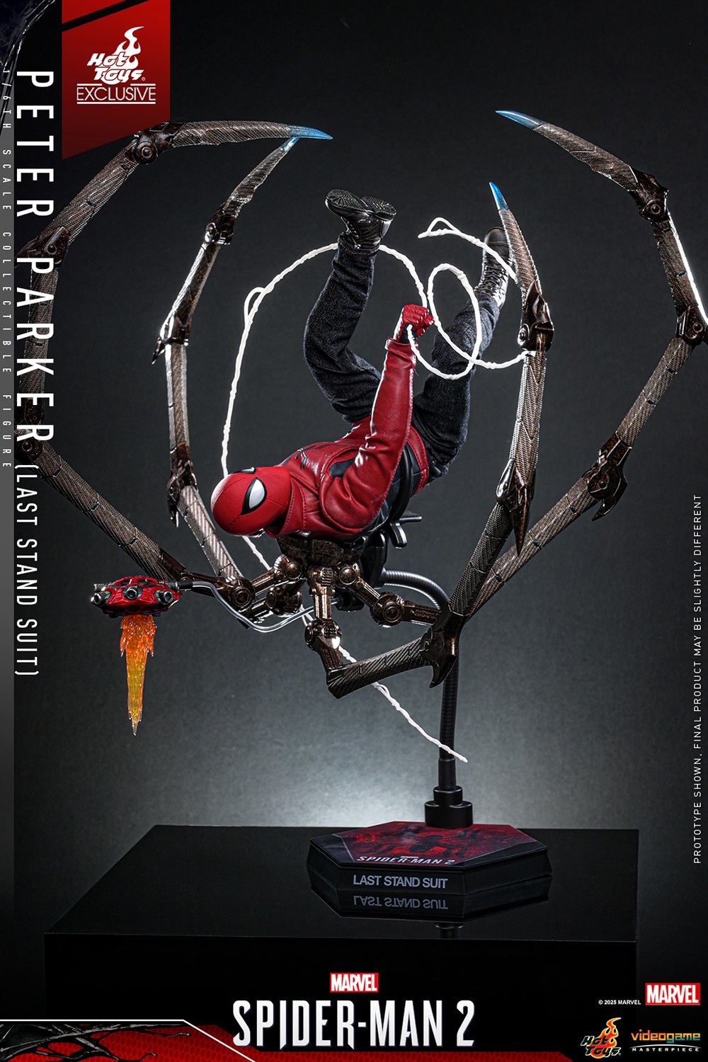 Marvel Peter Parker (Last Stand Suit) Sixth Scale Figure  (Prototype Shown) View 3