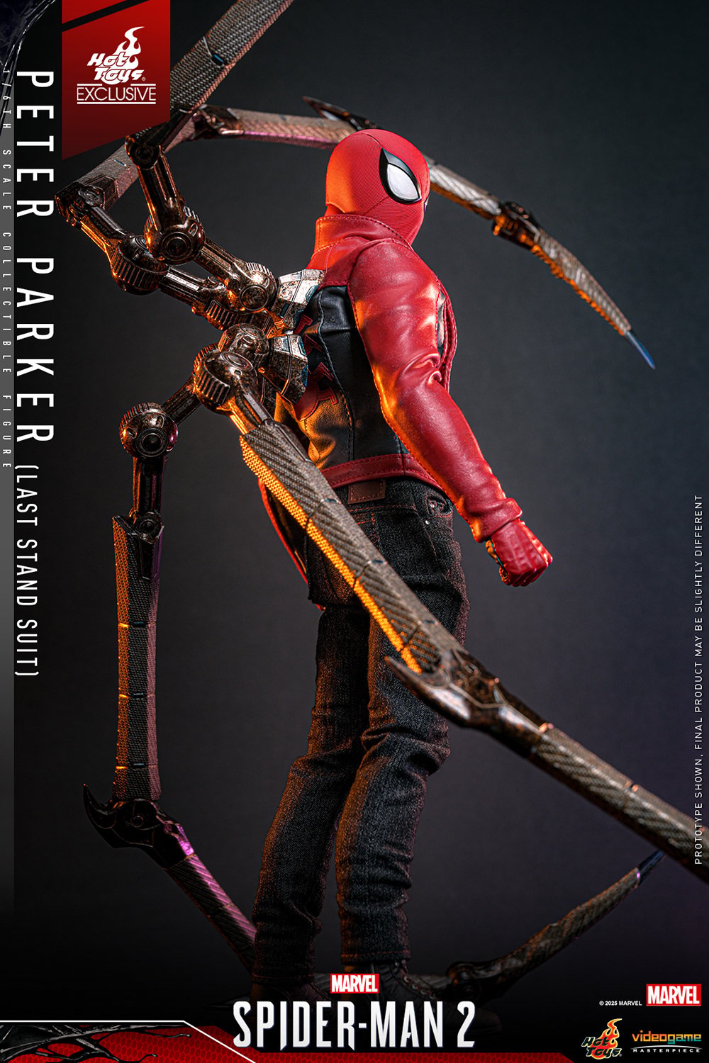 Marvel Peter Parker (Last Stand Suit) Sixth Scale Figure  (Prototype Shown) View 4
