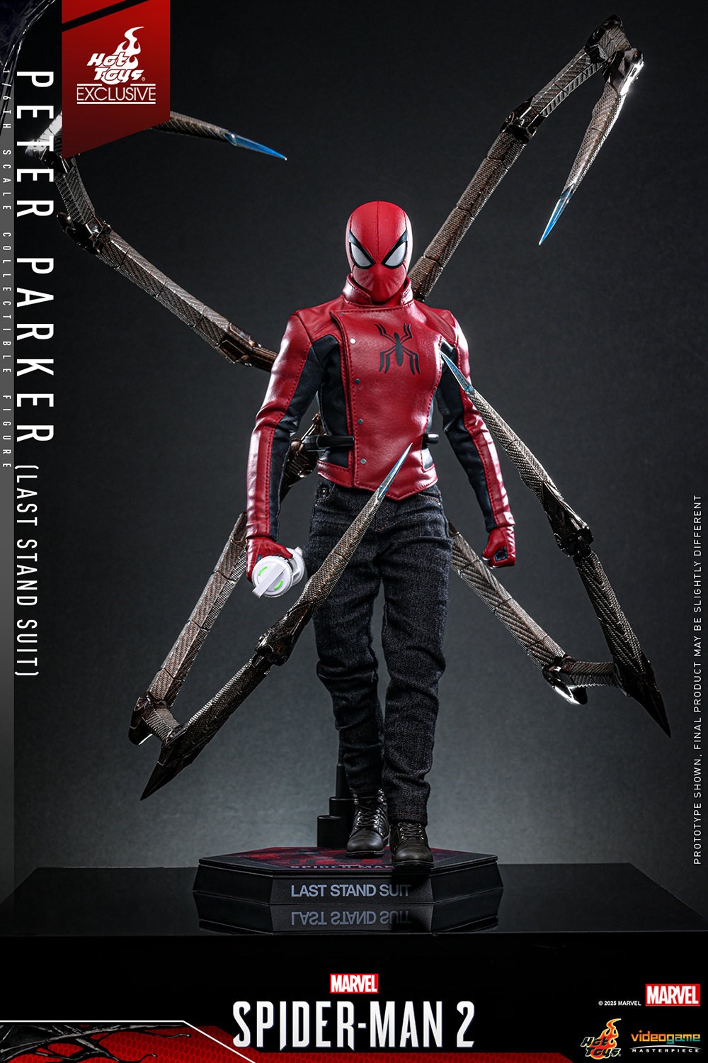 Peter Parker (Last Stand Suit) Sixth Scale Figure by Hot