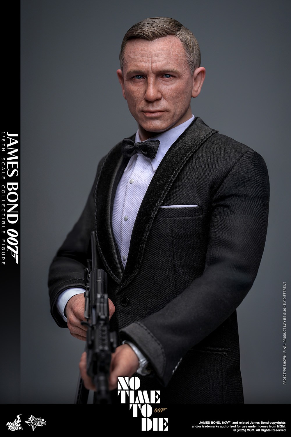 James Bond James Bond Sixth Scale Figure  (Prototype Shown) View 9