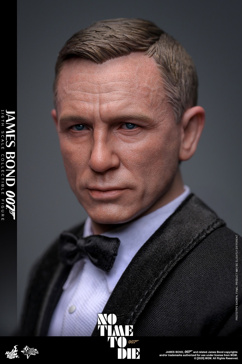 ジェームスボンド James Bond Sixth Scale Figure by Hot Toys | Sideshow