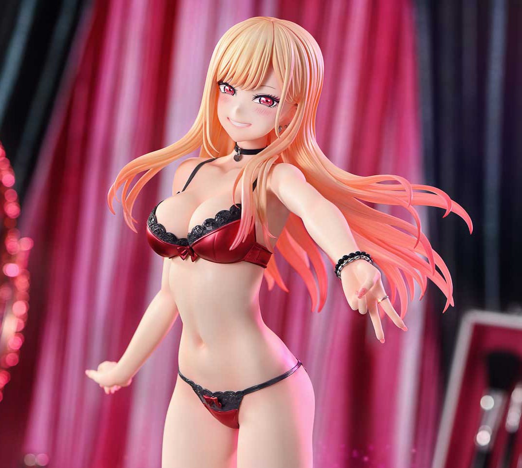 My Dress-Up Darling Marin Kitagawa Quarter Scale Statue  (Prototype Shown) View 4