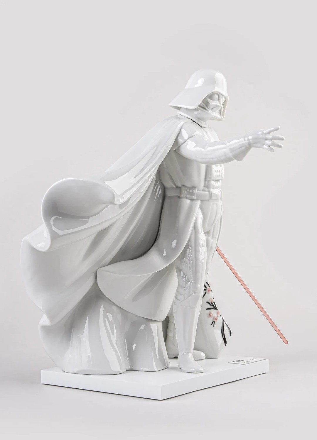 最終値下げDarthVaderダースヴェイダーサイン入セレブレーションIII Darth Vader (Cherry Blossom Edition) Porcelain Statue | Sideshow