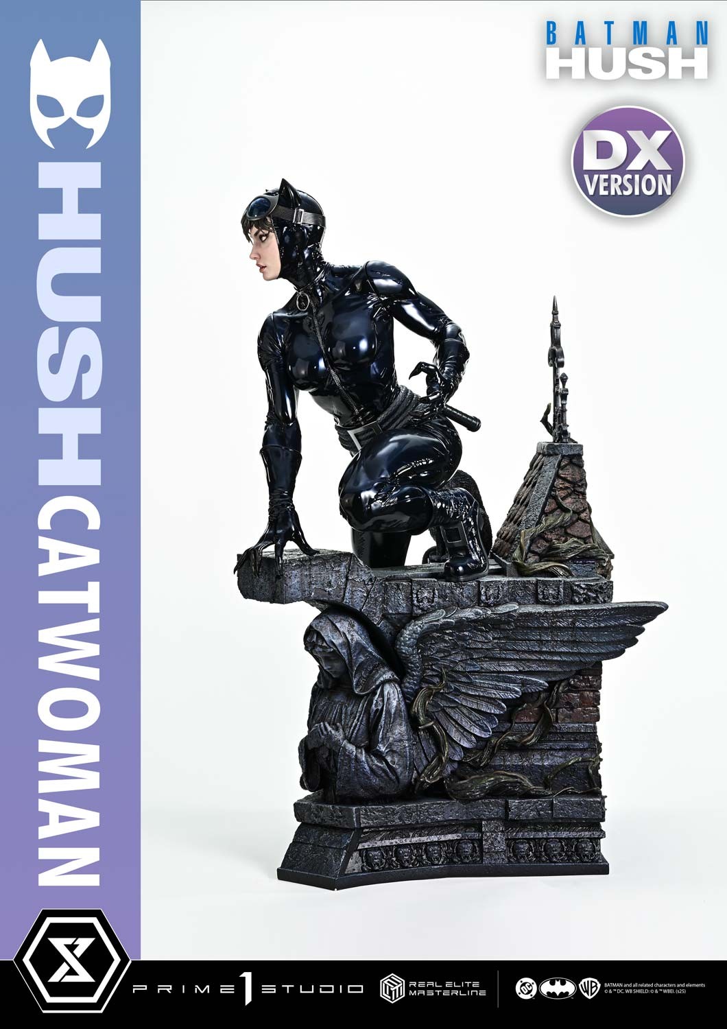 DC Comics Catwoman (Deluxe Version) 1:3 Scale Statue  (Prototype Shown) View 9