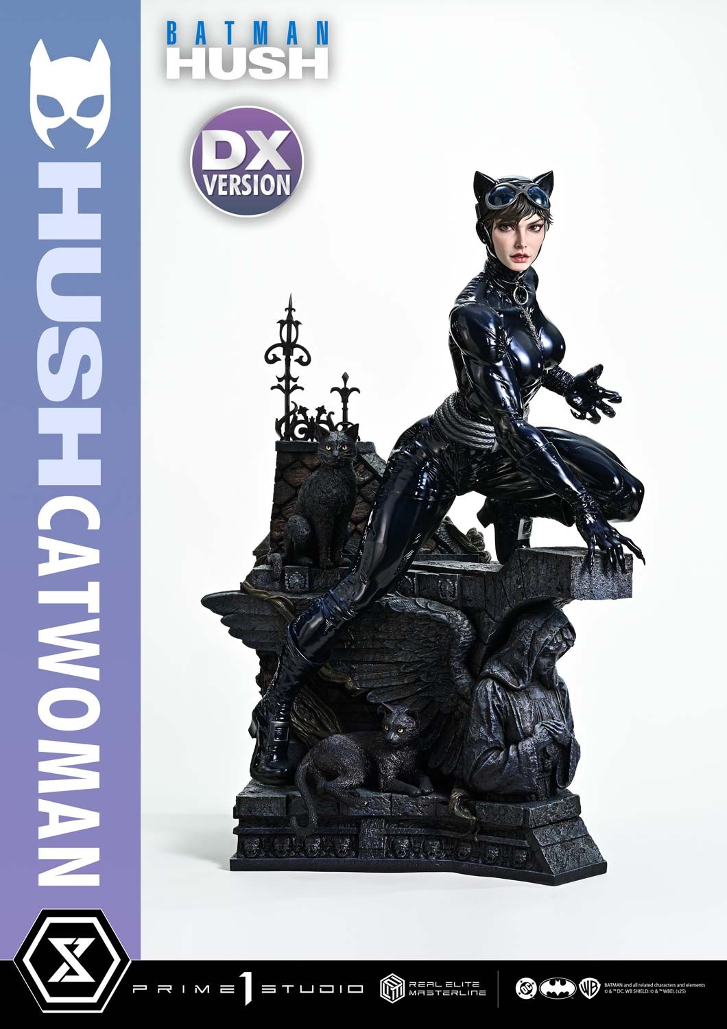 DC Comics Catwoman (Deluxe Bonus Version) 1:3 Scale Statue  (Prototype Shown) View 9