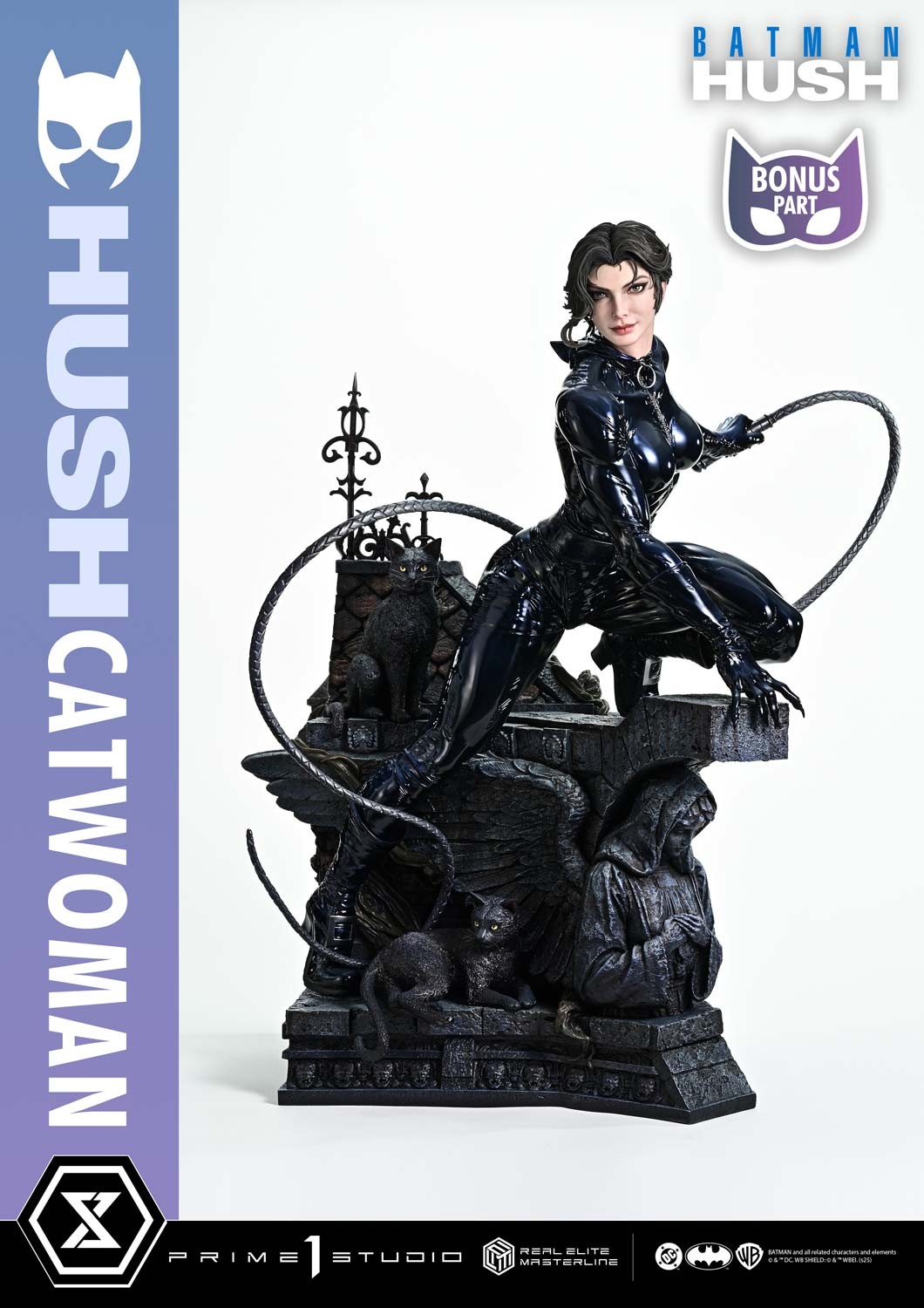 DC Comics Catwoman (Deluxe Bonus Version) 1:3 Scale Statue  (Prototype Shown) View 10