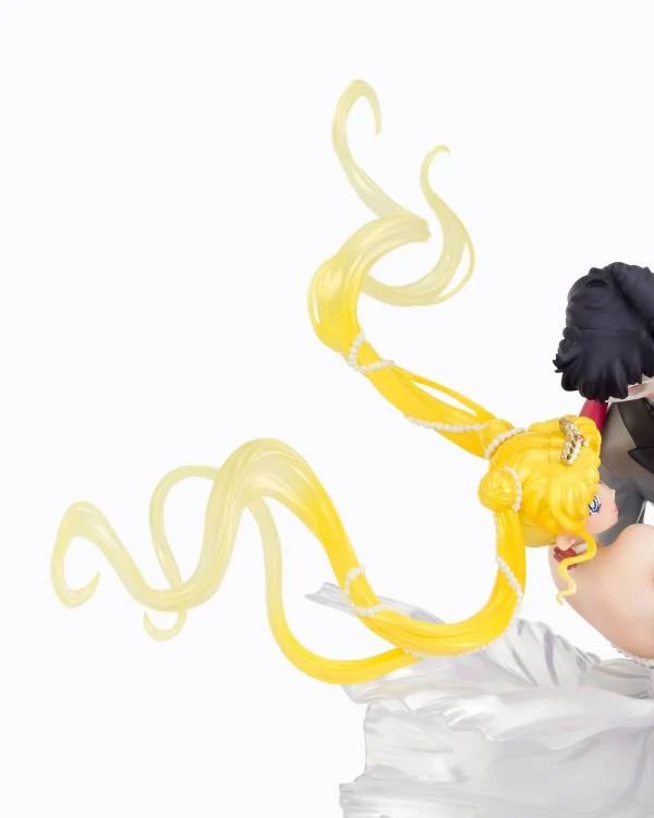 Sailor Moon Usagi & Tuxedo Mask (Moonlight Glow Edition) Collectible Figure  (Prototype Shown) View 7