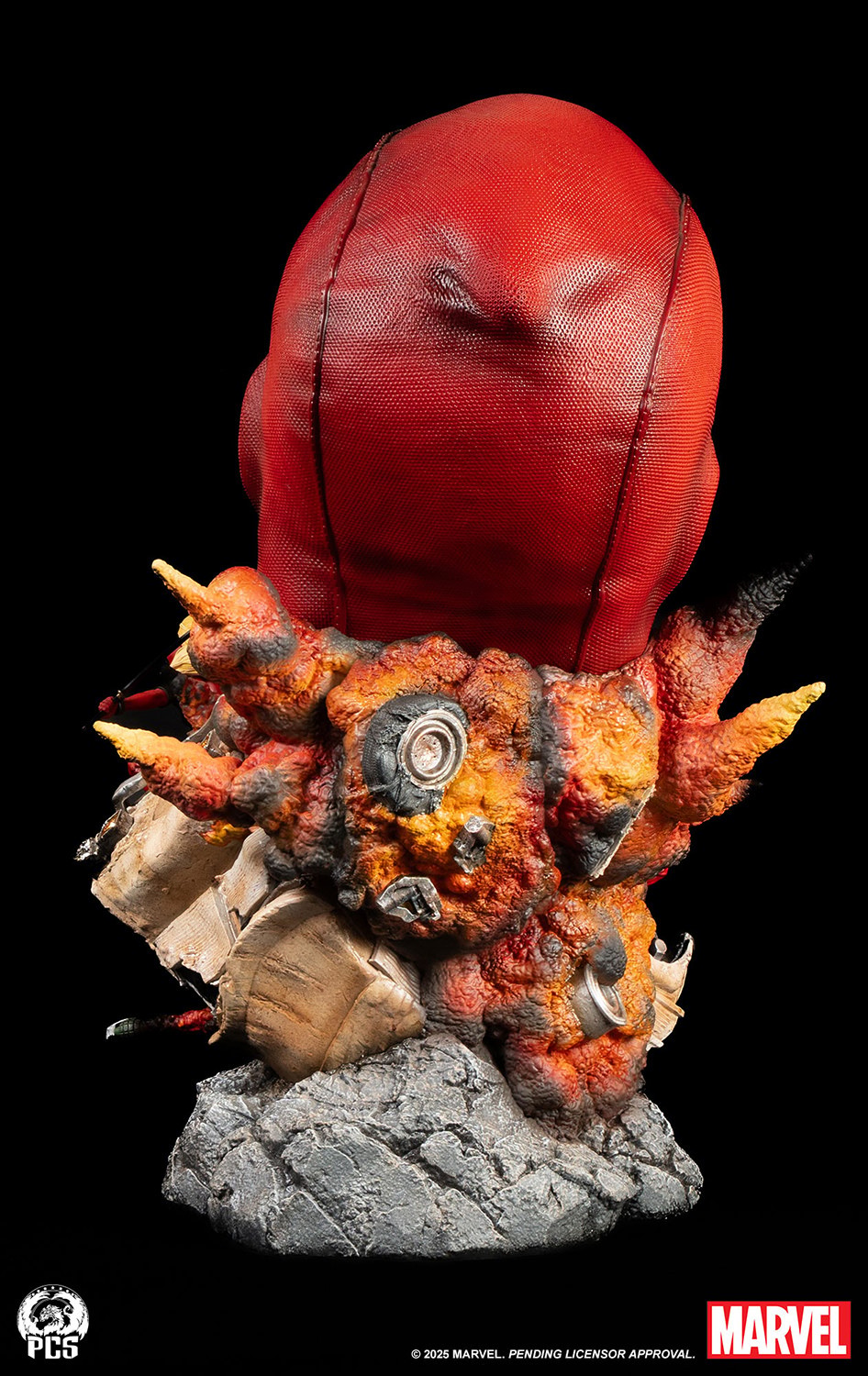 Marvel Deadpool Fine Art Bust  (Prototype Shown) View 7