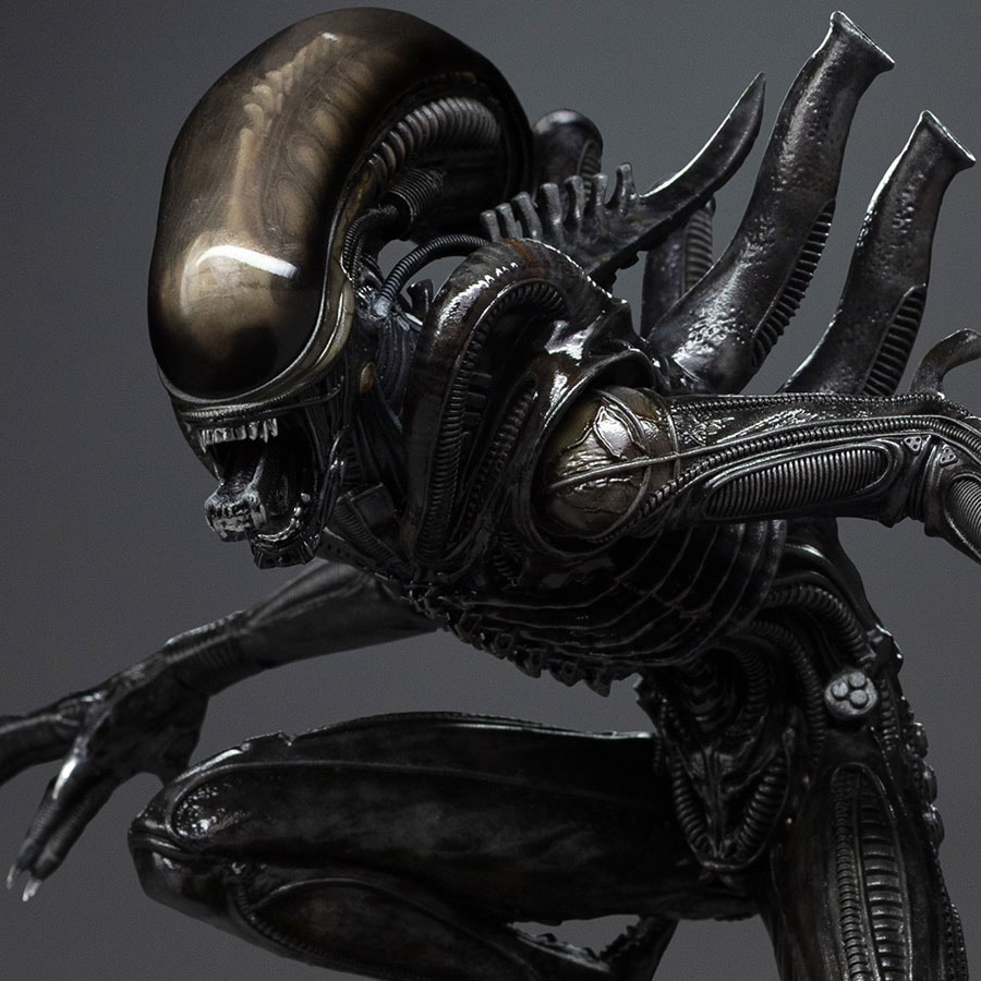 Alien Big Chap 1:10 Art Scale Statue by Iron Studios