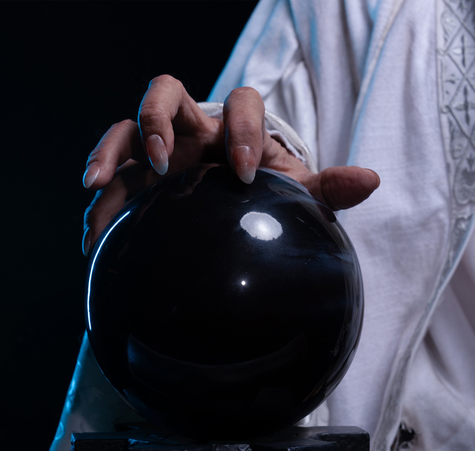 The Lord of the Rings Saruman Life-Size Bust  (Prototype Shown) View 4