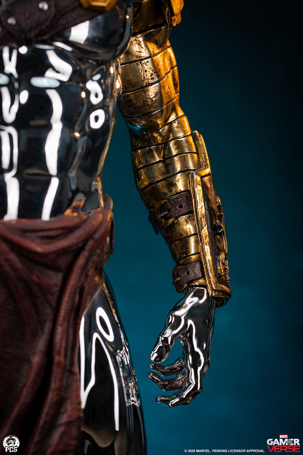 Marvel Silver Surfer 1:3 Scale Statue  (Prototype Shown) View 13