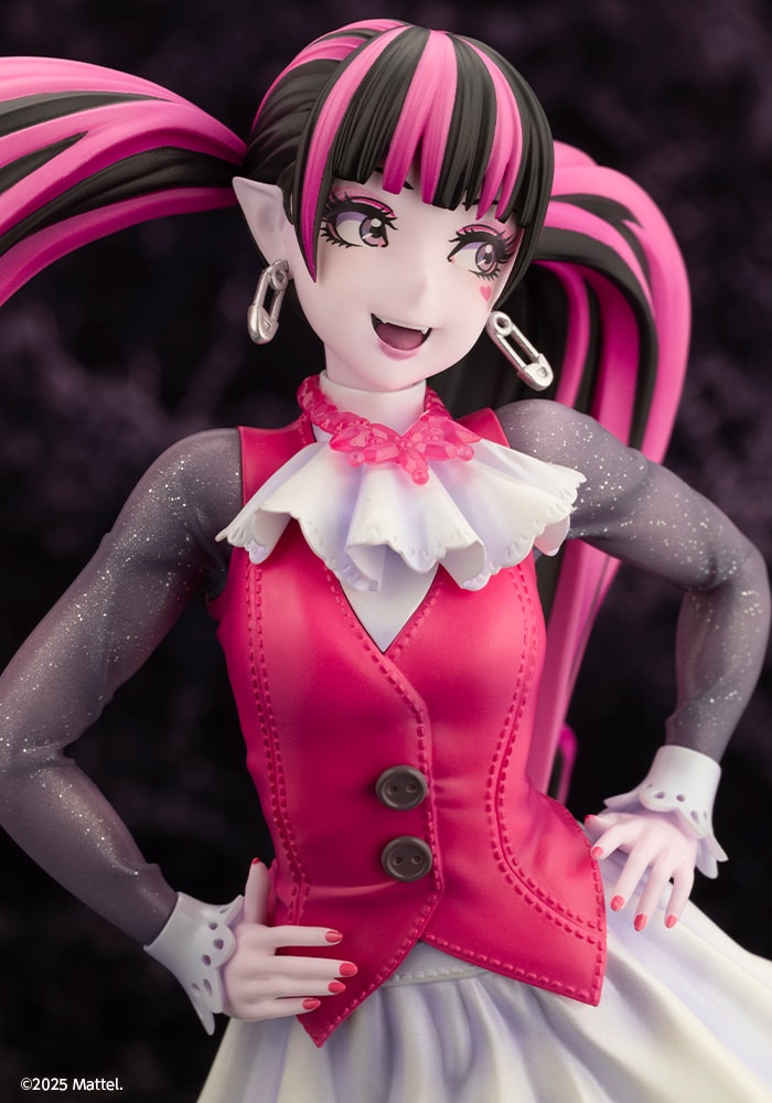 Monster High Draculaura™ Bishoujo Statues  (Prototype Shown) View 13