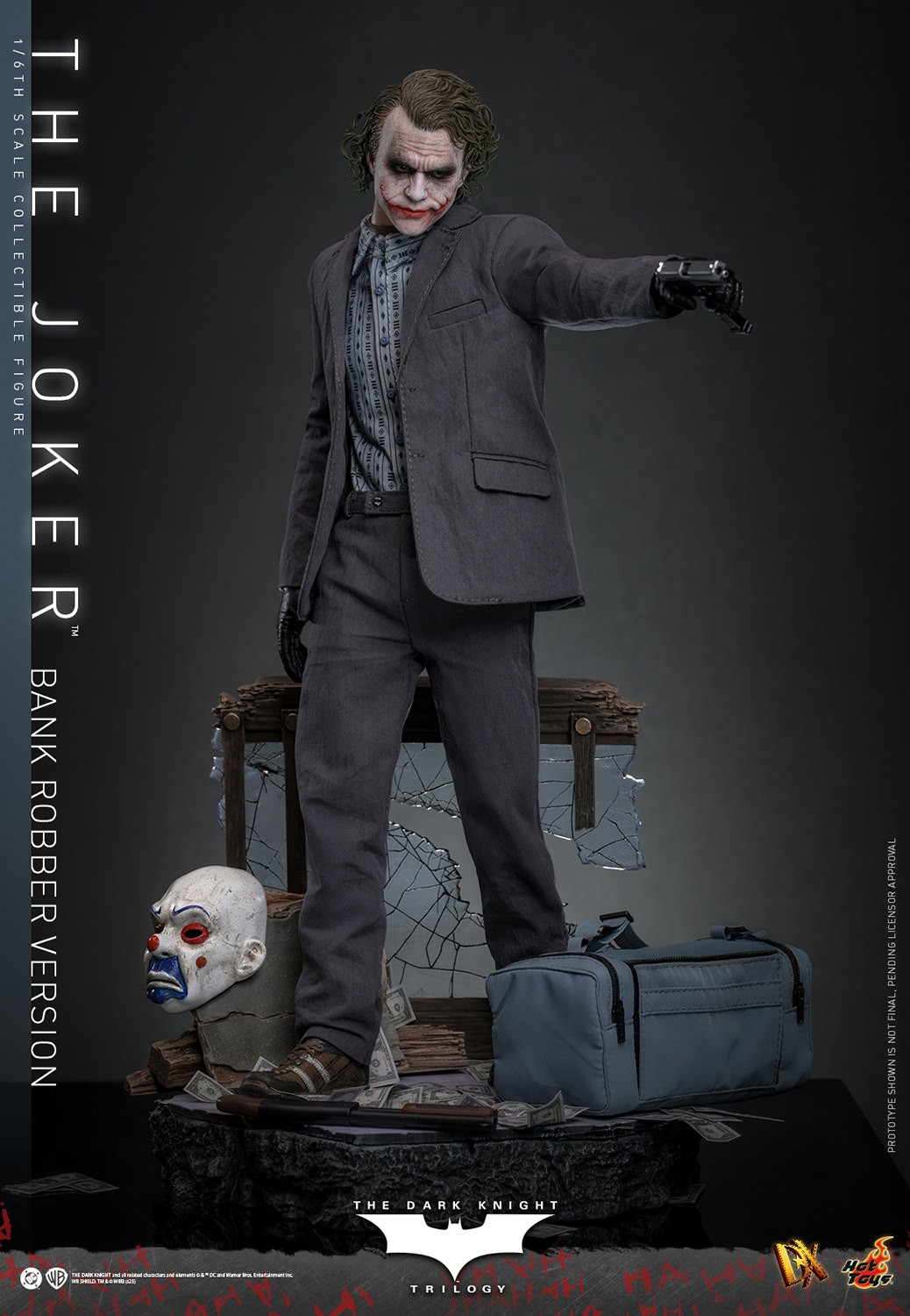 DC Comics The Joker (Bank Robber Version) (Special Edition) Sixth Scale Figure  Exclusive Edition (Prototype Shown) View 3
