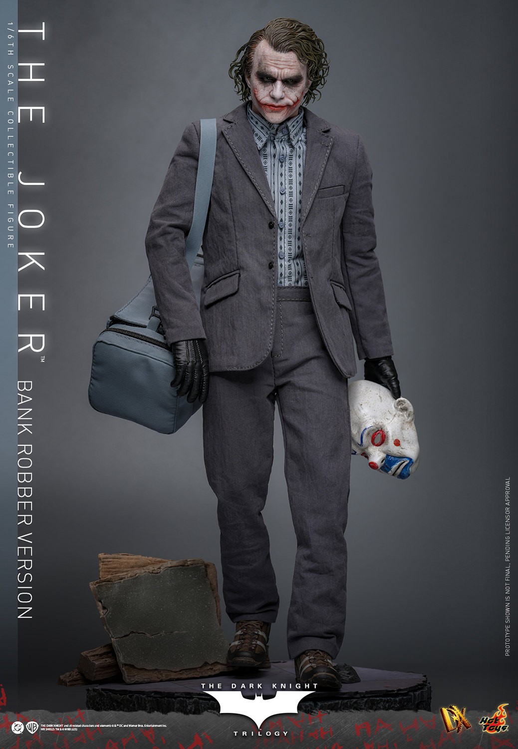 DC Comics The Joker (Bank Robber Version) (Special Edition) Sixth Scale Figure  Exclusive Edition (Prototype Shown) View 13