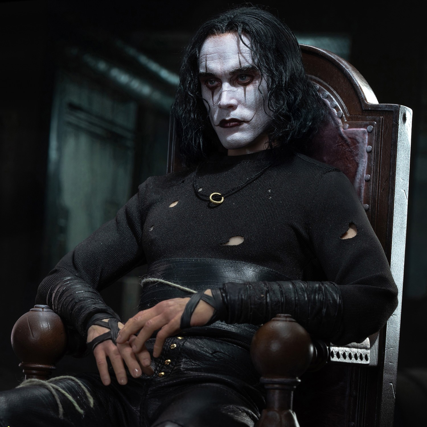 The Crow The Crow – Eric Draven (Deluxe Edition) Sixth Scale Figure  (Prototype Shown) View 4