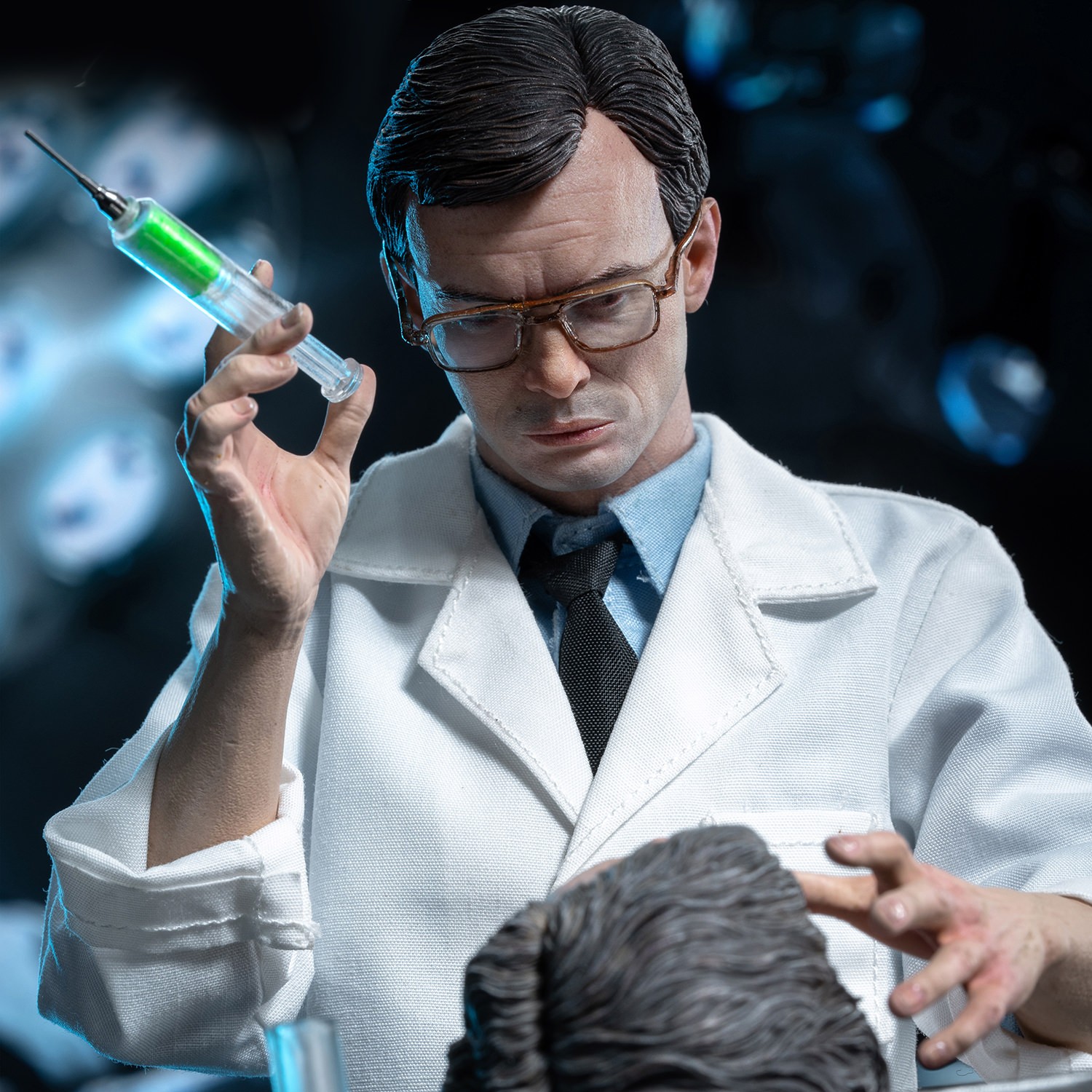 Re-Animator Doctor Herbert West (Deluxe Edition) Sixth Scale Figure  (Prototype Shown) View 2
