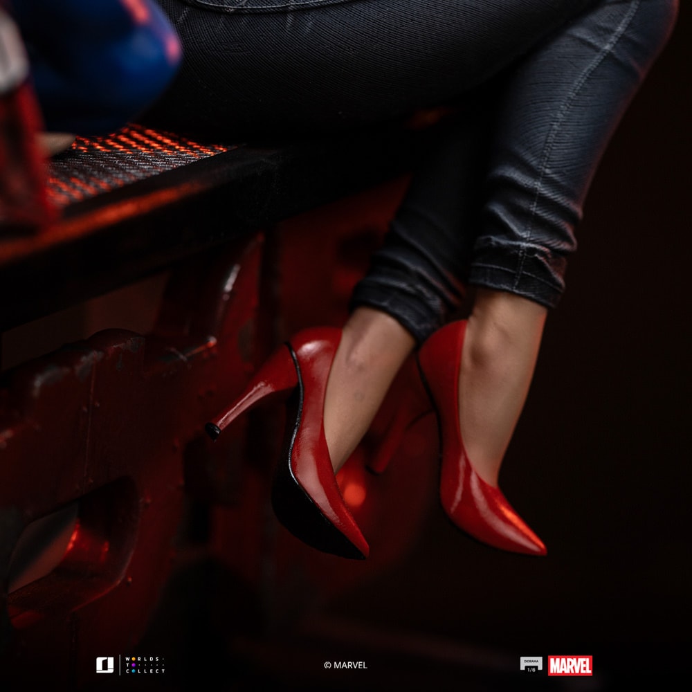 Marvel Spider-Man and MJ Statues  (Prototype Shown) View 11