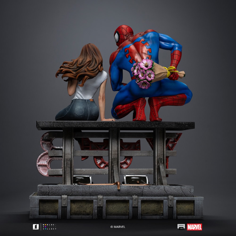 Marvel Spider-Man and MJ Statues  (Prototype Shown) View 16