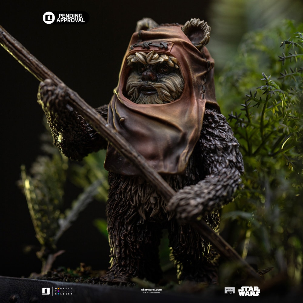 Star Wars Leia and Wicket 1:10 Scale Statue  (Prototype Shown) View 4