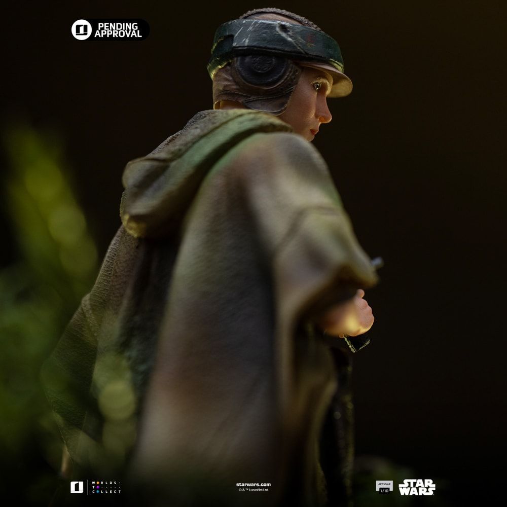 Star Wars Leia and Wicket 1:10 Scale Statue  (Prototype Shown) View 10