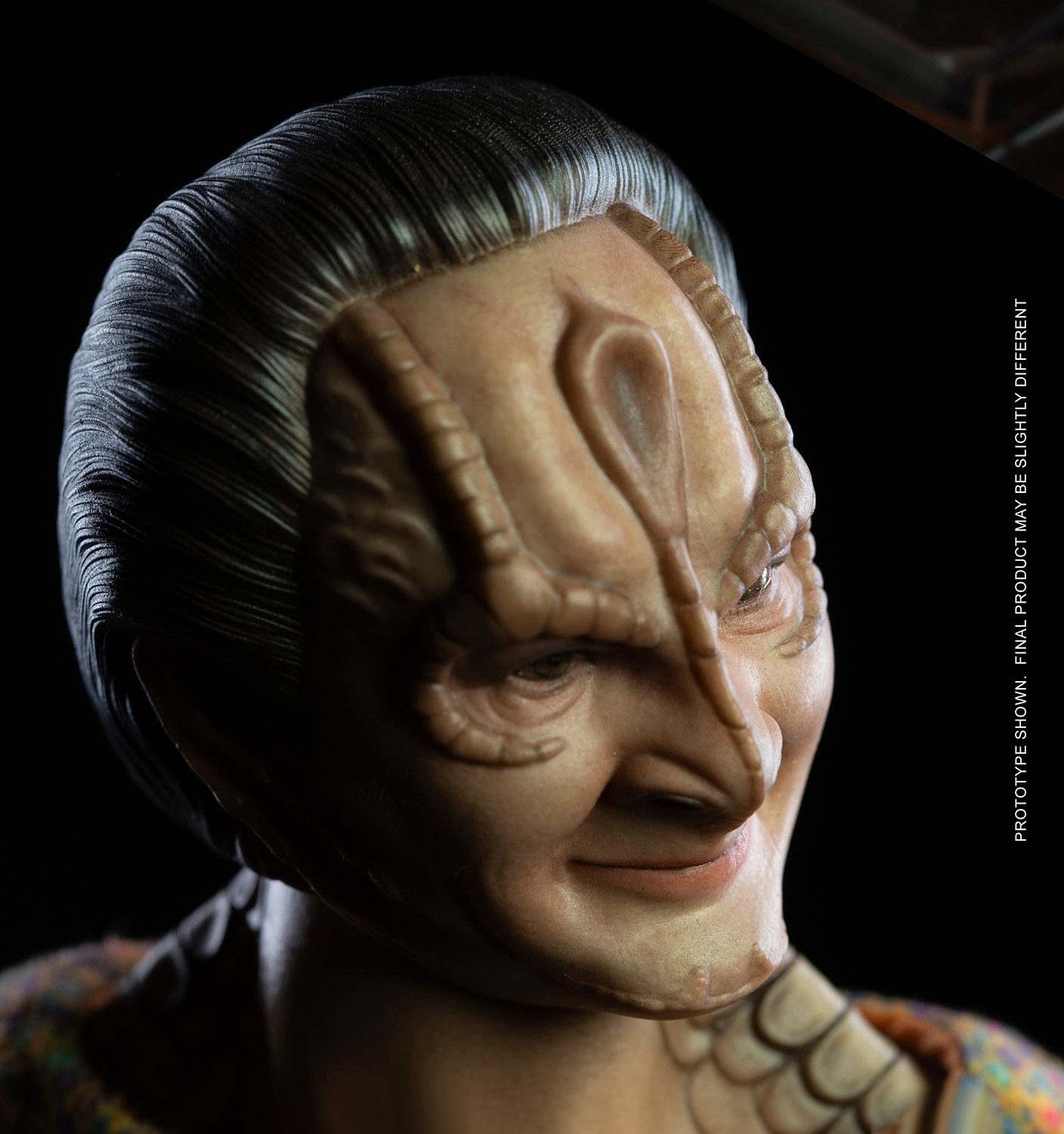 Star Trek Elim Garak Sixth Scale Figure  (Prototype Shown) View 3
