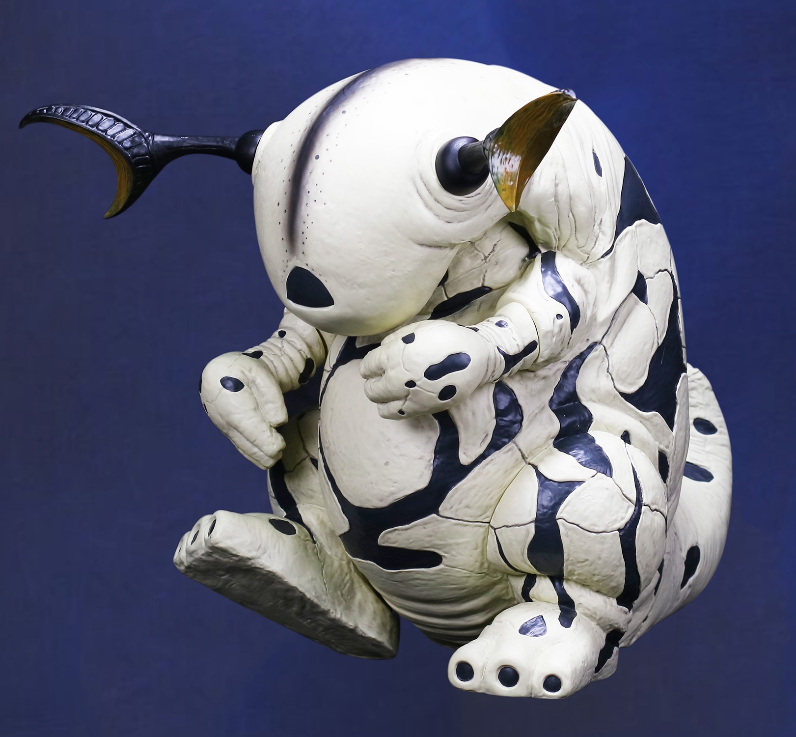 エレキンズ　フィギュア　蓄光 Ultraseven S.H.Figuarts Eleking Action Figure