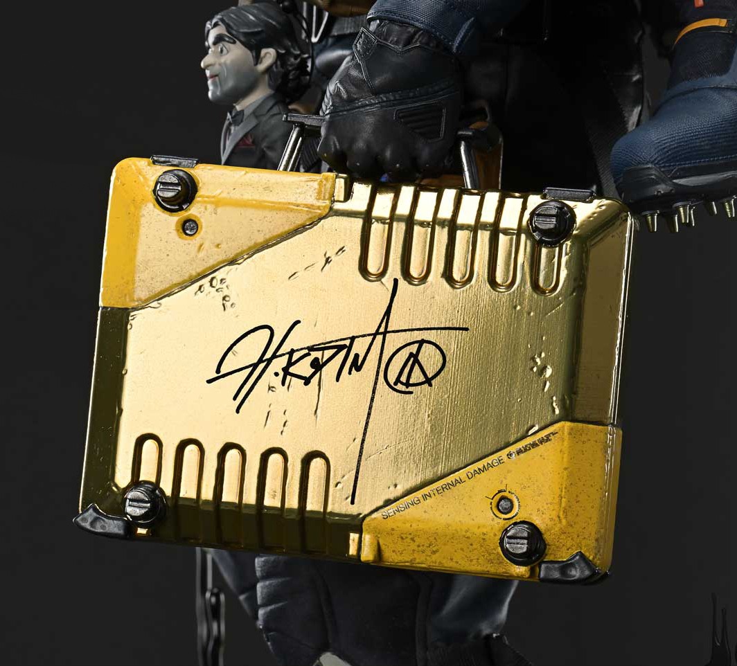 Death Stranding Sam (Deluxe Bonus Version) 1:3 Scale Statue  (Prototype Shown) View 3