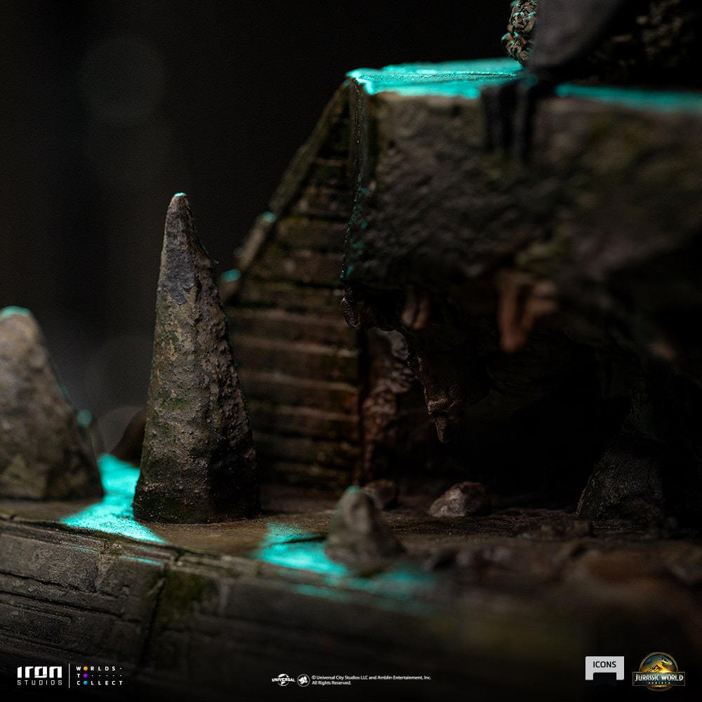 Jurassic Park Quetzalcoatlus Statues  (Prototype Shown) View 6