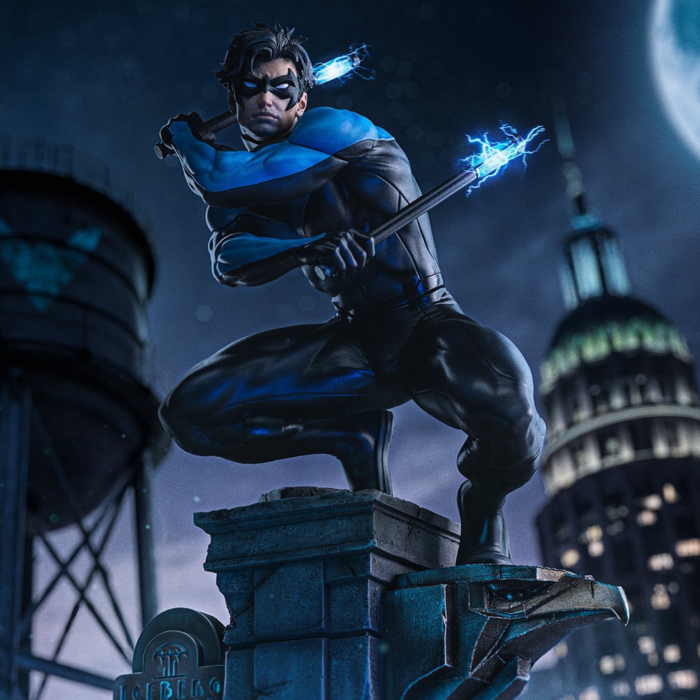 DC Comics Nightwing 1:10 Scale Statue  (Prototype Shown) View 1