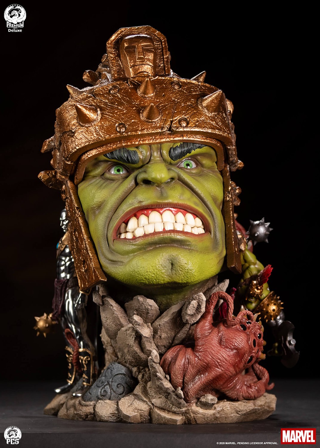 Marvel Planet Hulk (Deluxe Edition) Bust  (Prototype Shown) View 9