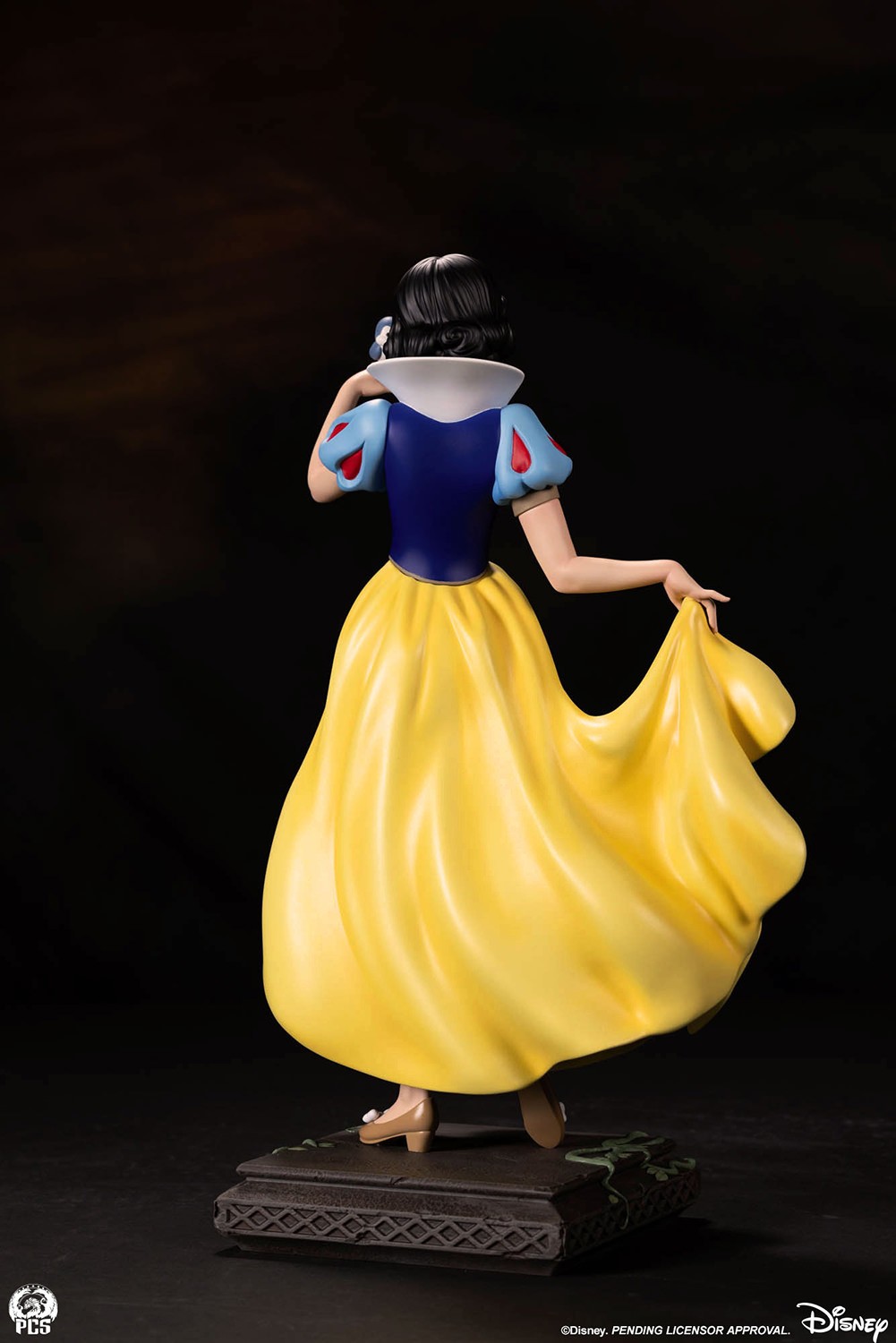 Disney Snow White Statues  (Prototype Shown) View 8