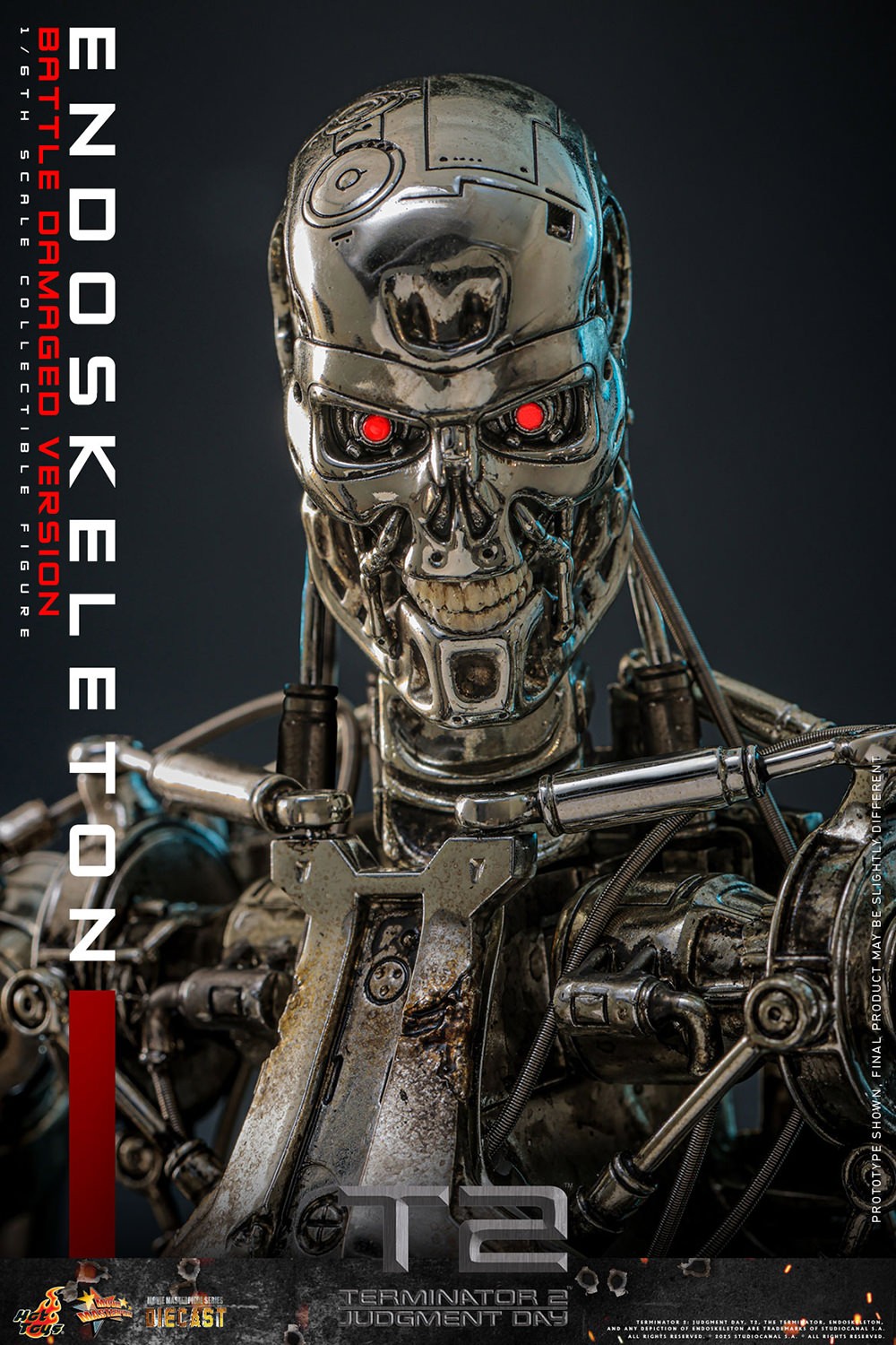 Terminator Endoskeleton (Battle Damaged Version) Sixth Scale Figure  (Prototype Shown) View 18