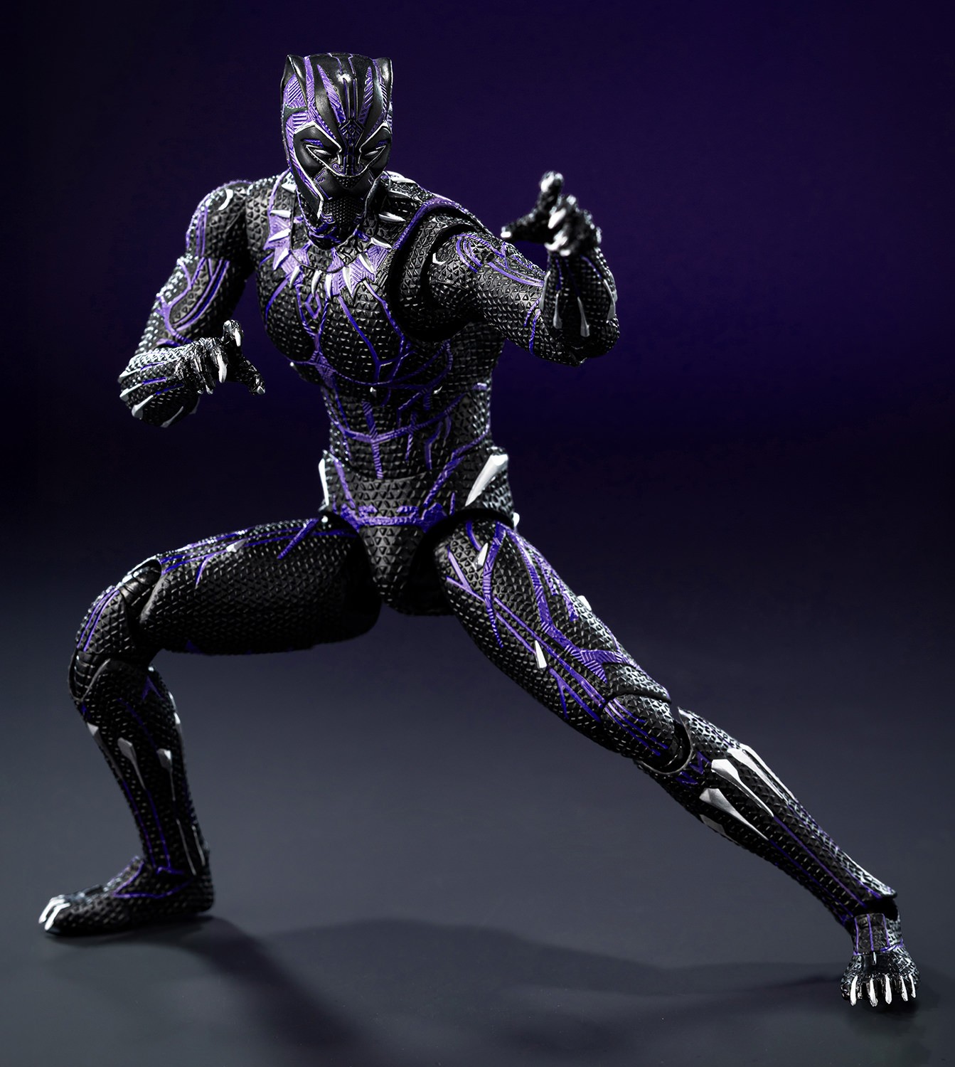 Marvel DLX Black Panther (Kinetic Energy Charged) Action Figure  (Prototype Shown) View 1
