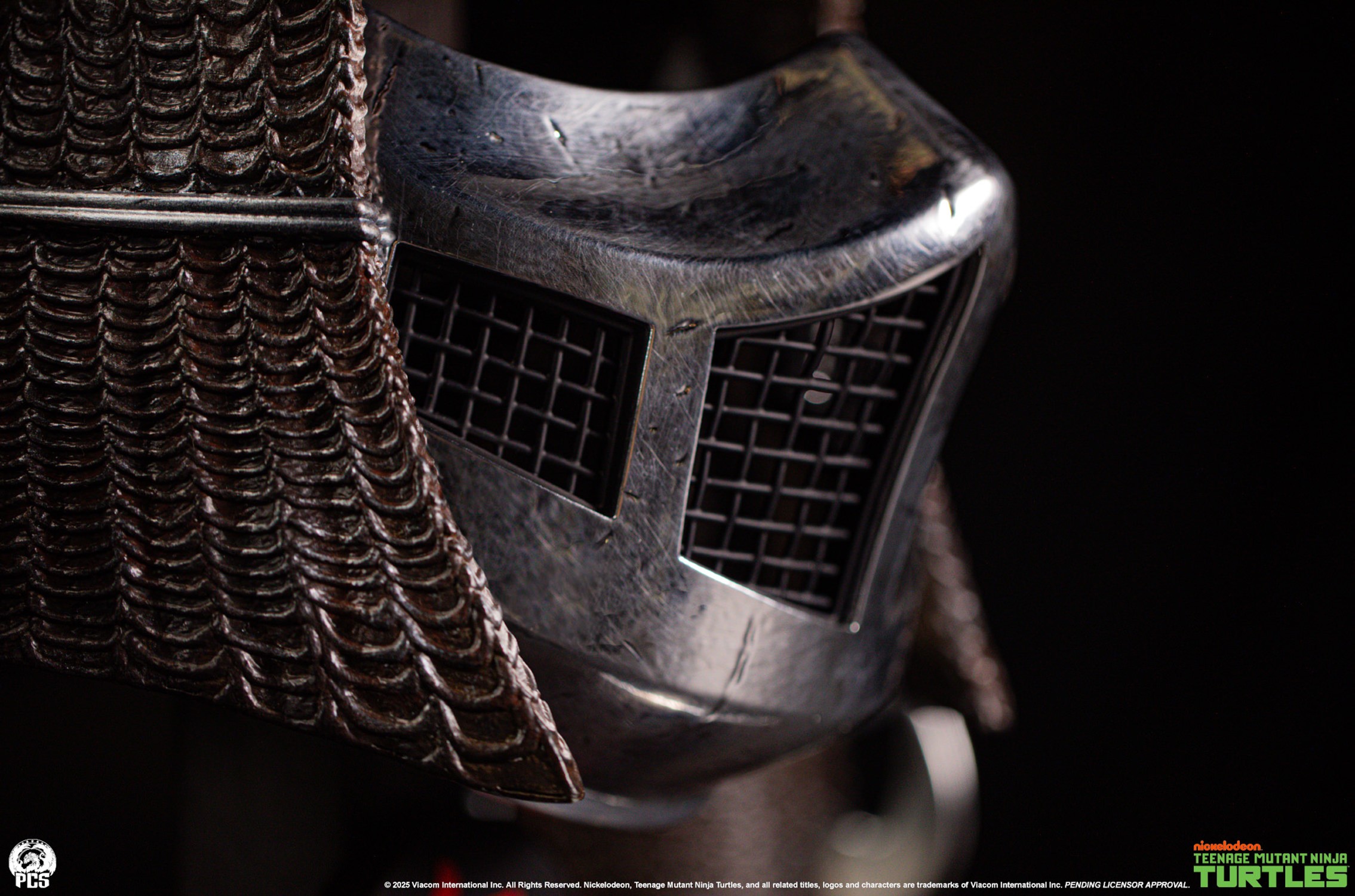 Teenage Mutant Ninja Turtles Shredder Electroplated Armor Set Life-Size Replica  Collector Edition (Prototype Shown) View 17