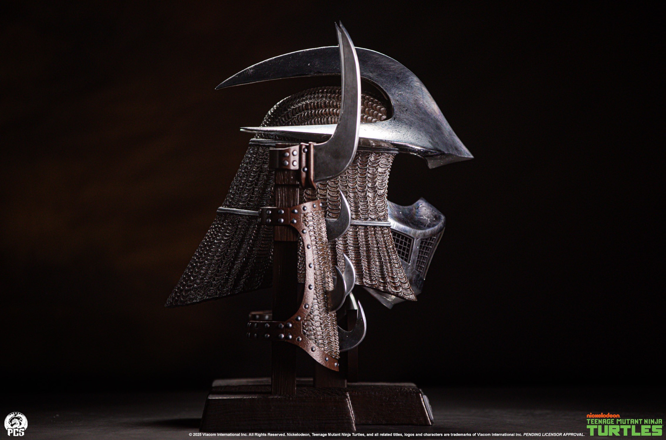 Teenage Mutant Ninja Turtles Shredder Stainless Steel Armor Set Life-Size Replica  (Prototype Shown) View 12