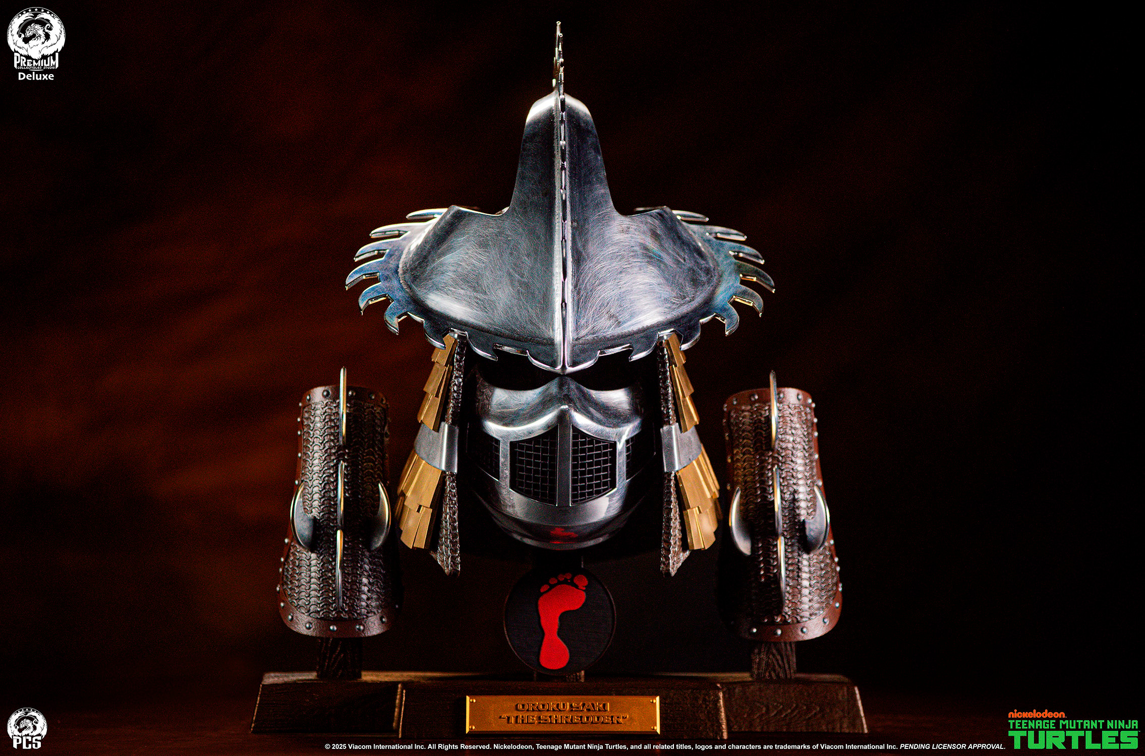 Teenage Mutant Ninja Turtles Shredder Electroplated Armor Set (Ooze Edition) Life-Size Replica  (Prototype Shown) View 1