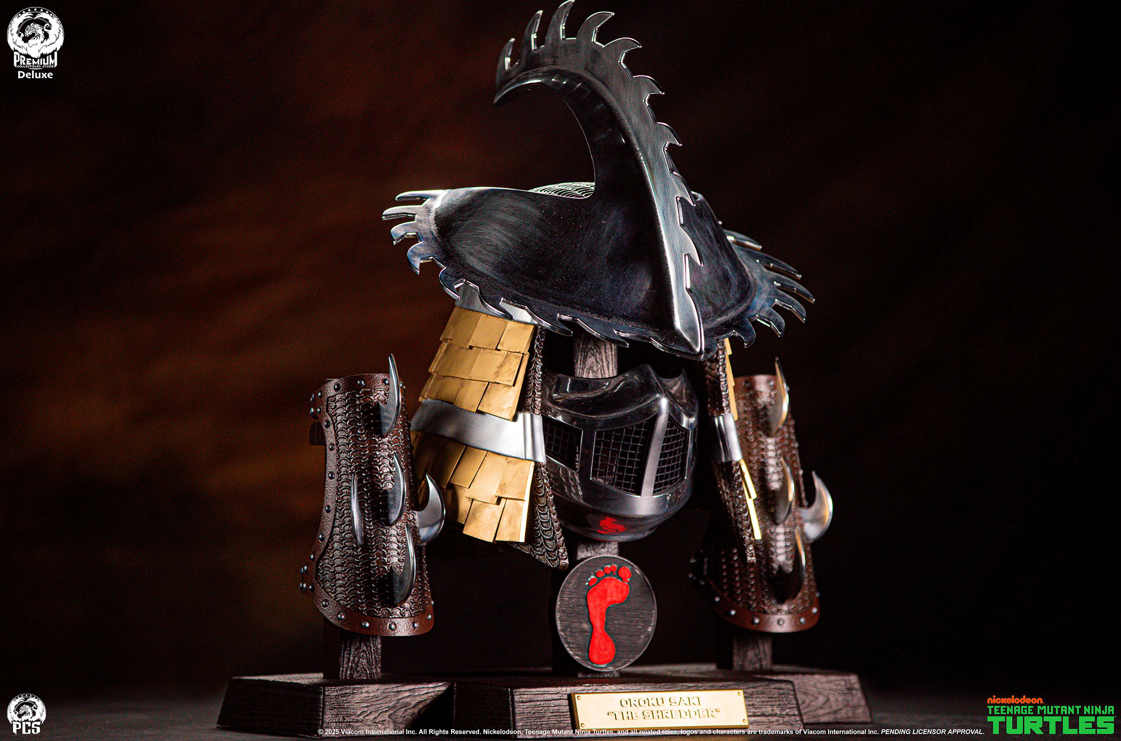 Teenage Mutant Ninja Turtles Shredder Electroplated Armor Set (Ooze Edition) Life-Size Replica  (Prototype Shown) View 6
