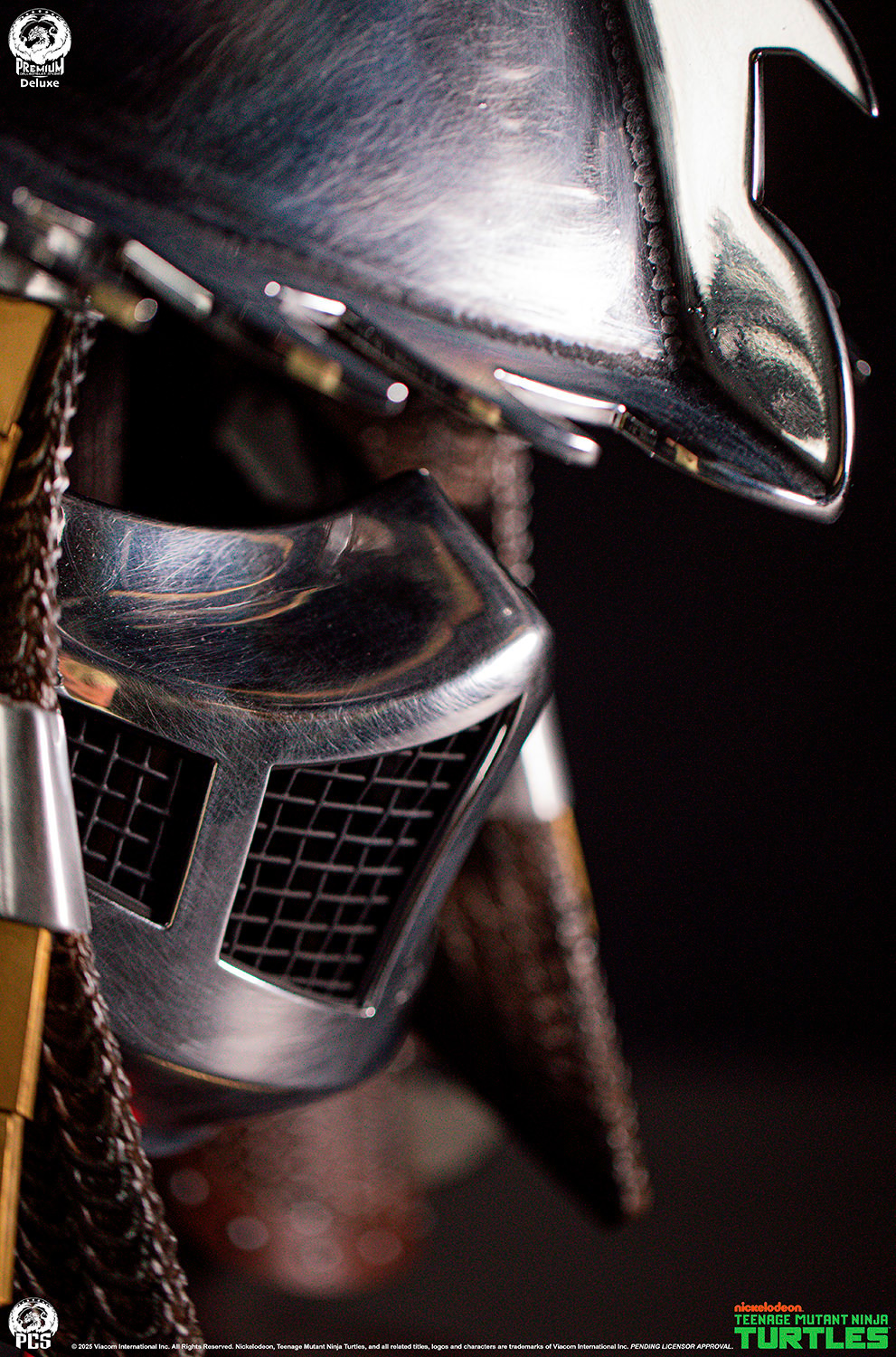 Teenage Mutant Ninja Turtles Shredder Electroplated Armor Set (Ooze Edition) Life-Size Replica  (Prototype Shown) View 13