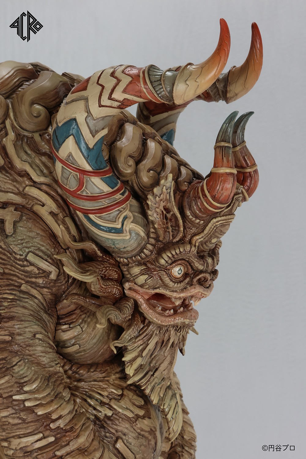 Ultraman Miclas Vinyl Collectible  (Prototype Shown) View 14