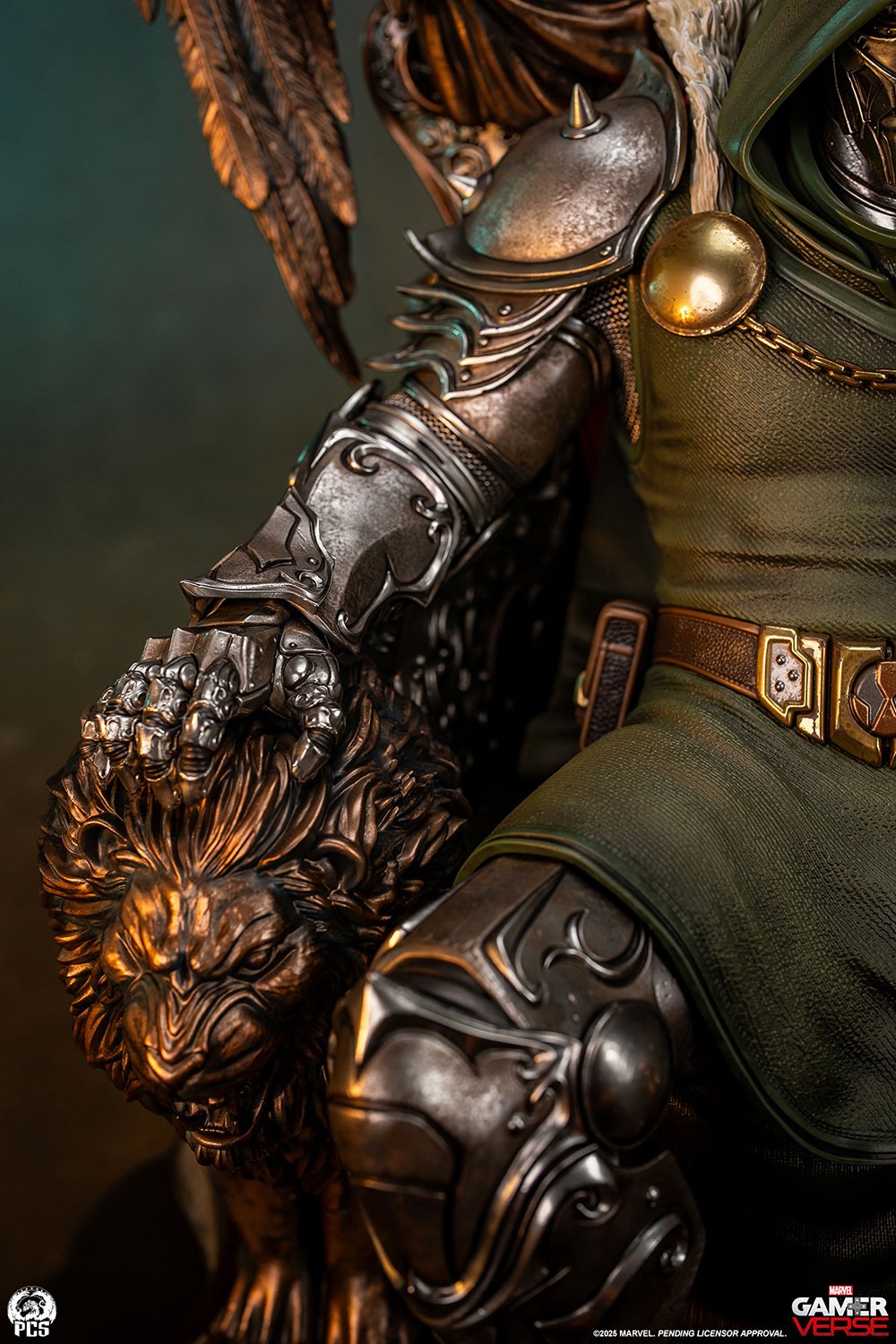 Marvel Dr. Doom 1:3 Scale Statue  (Prototype Shown) View 13